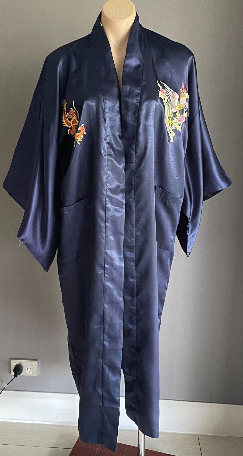 KIMONO Robe Reversible Black Gold Blue Dragon Print Size M Short SleevesOriental