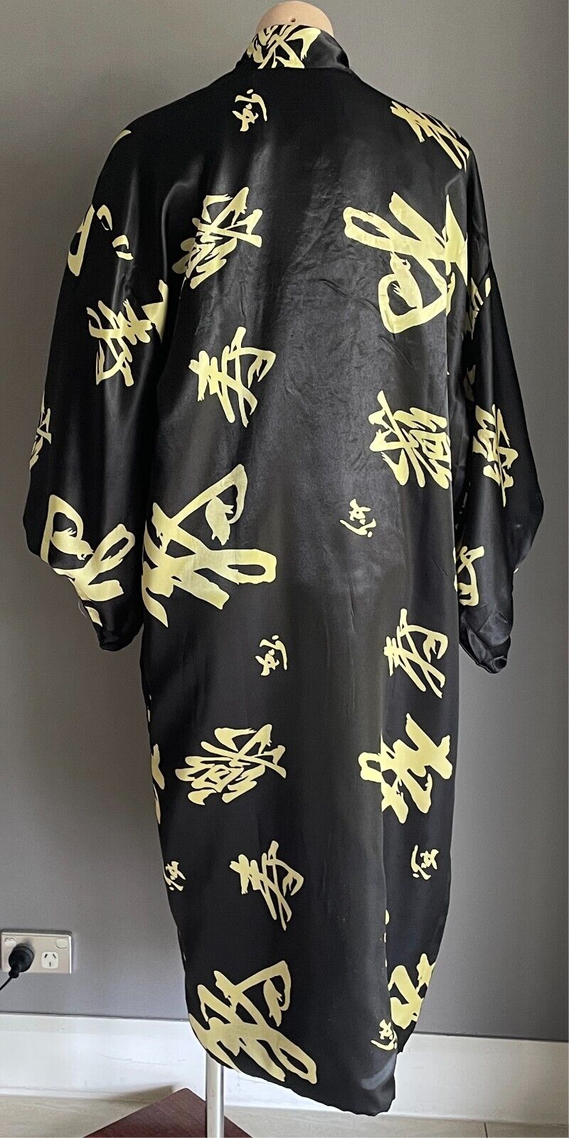 KIMONO Robe Reversible Black Gold Blue Dragon Print Size M Short SleevesOriental