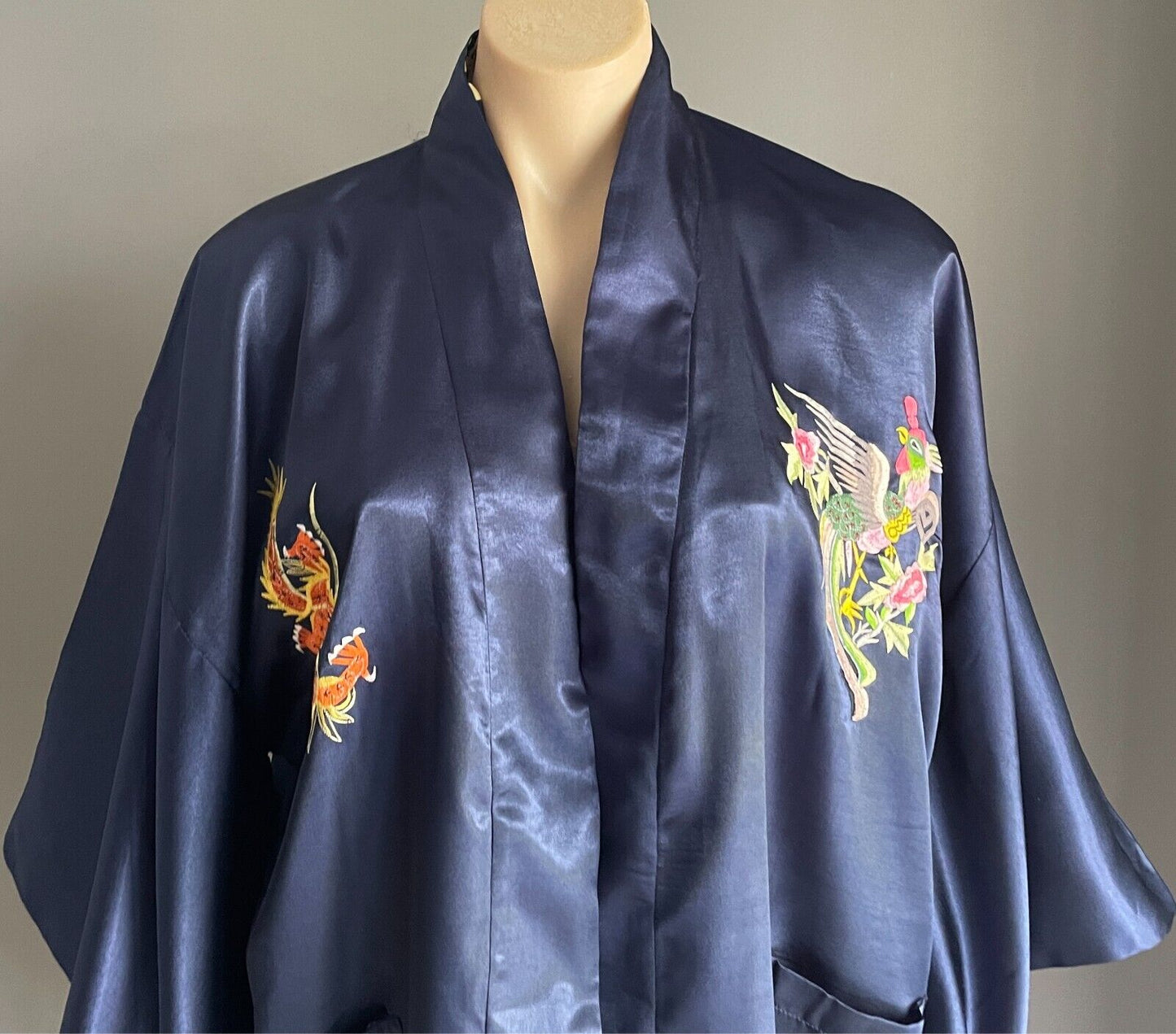 KIMONO Robe Reversible Black Gold Blue Dragon Print Size M Short SleevesOriental