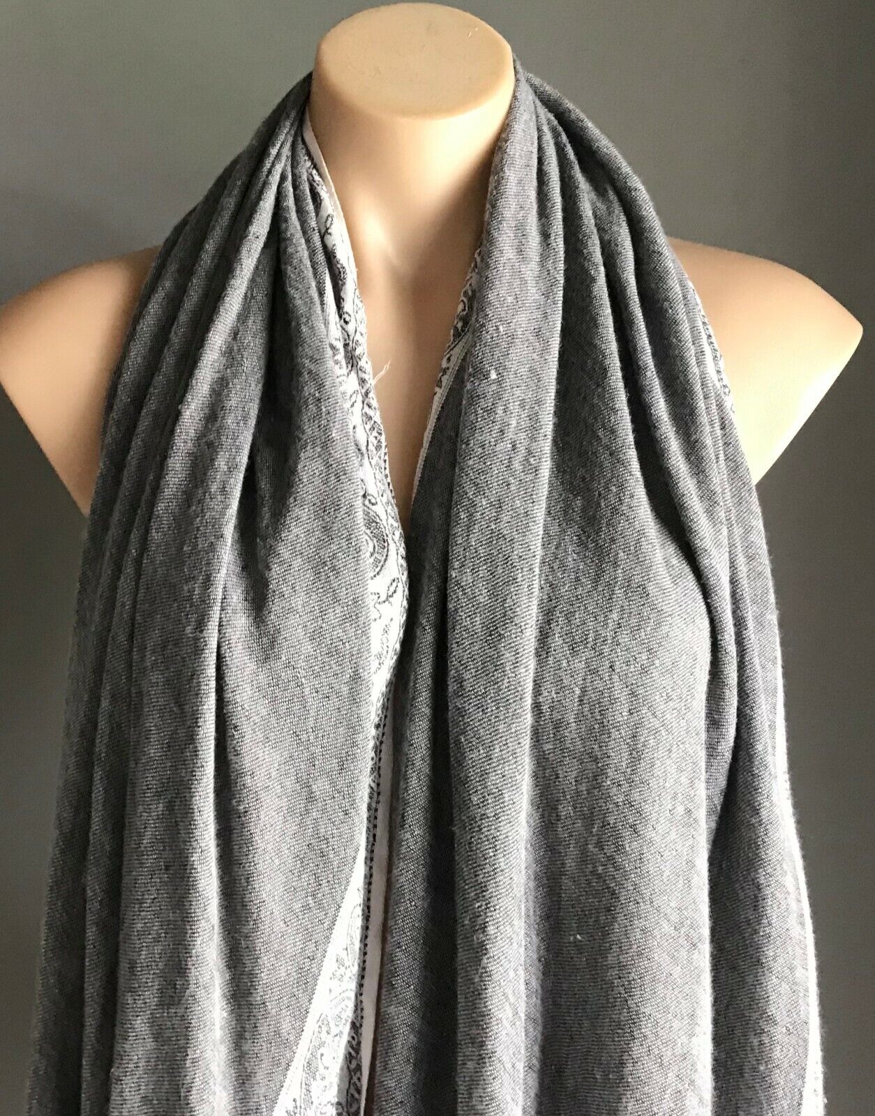 Neck SCARF Grey Black & White Paisley Print Fringed Trim Ladies
