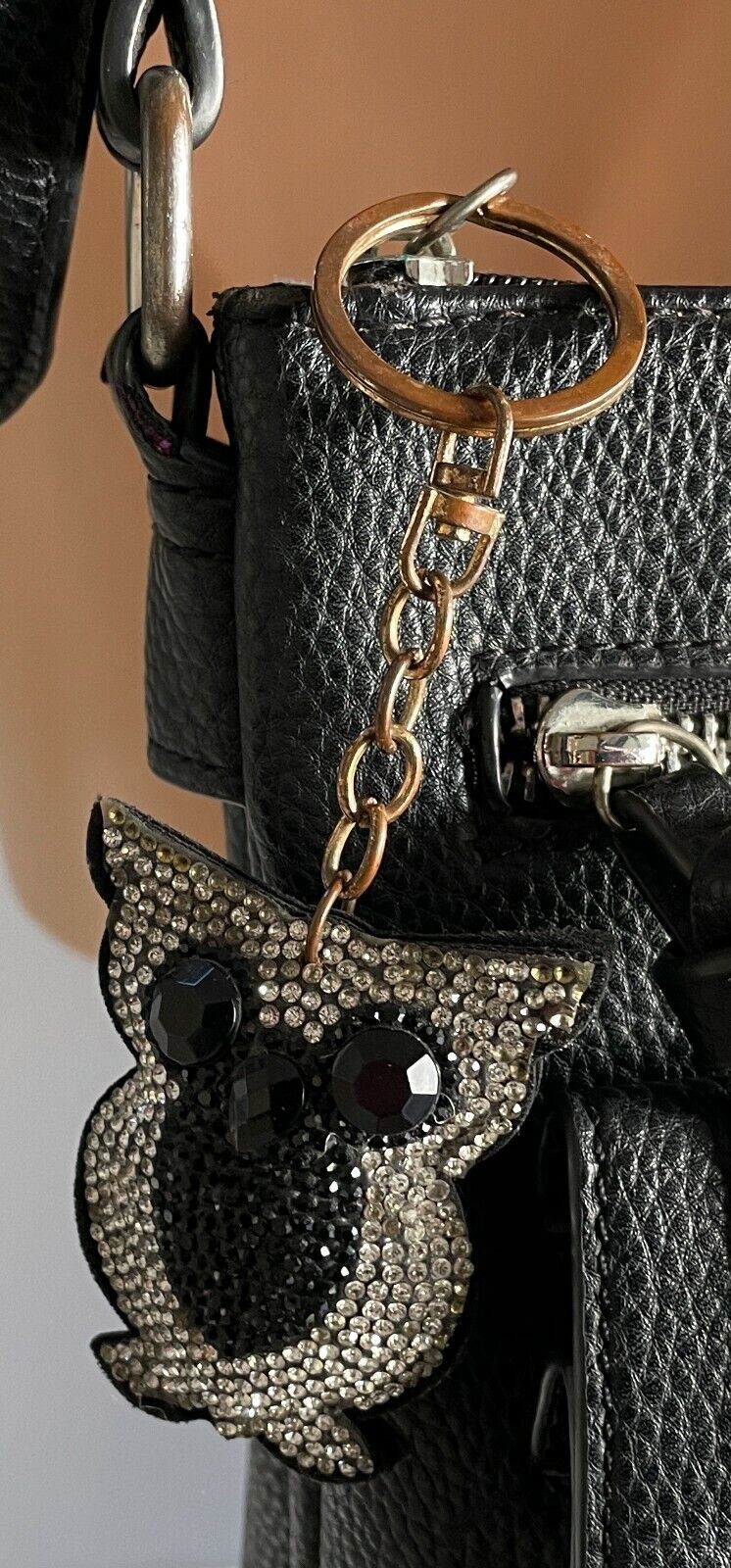 TAHARI Shoulder Bag Black Pebble Leathe Crossbody Adjustable Strap Owl Charm