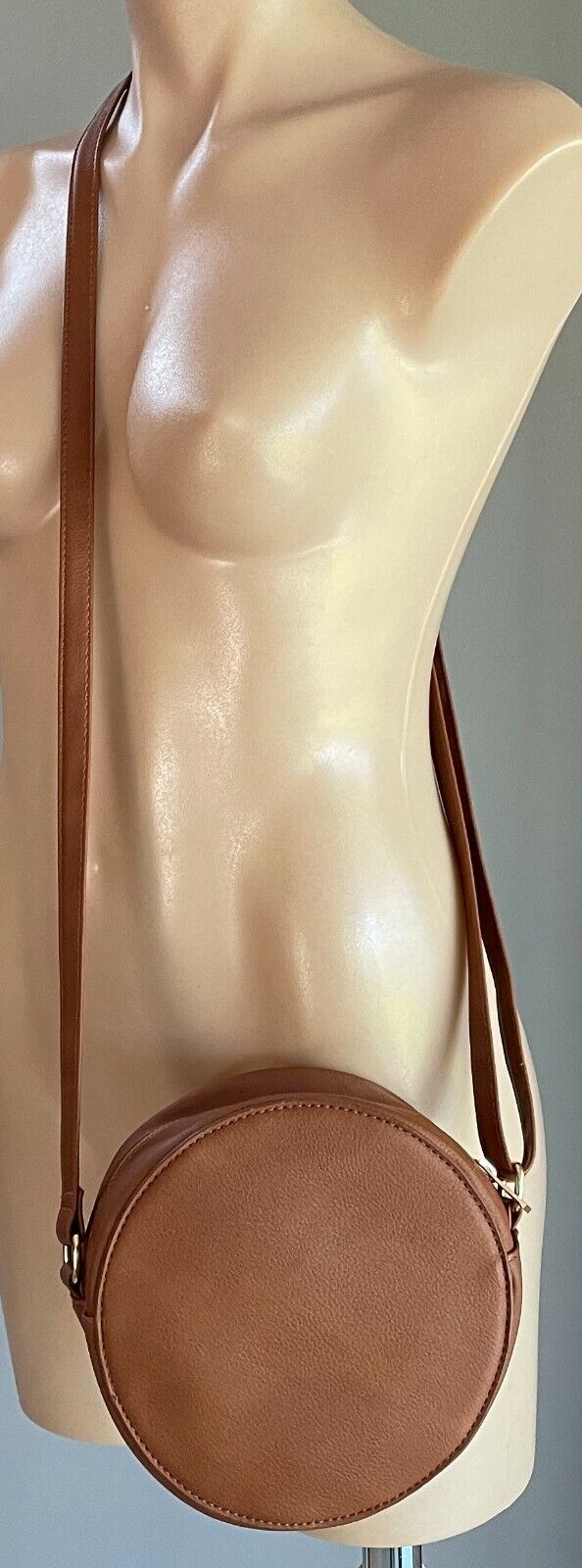 B COLLECTION Tan PVC Round Shoulder Bag Laser Cut Adjust Strap Crossbody NEW
