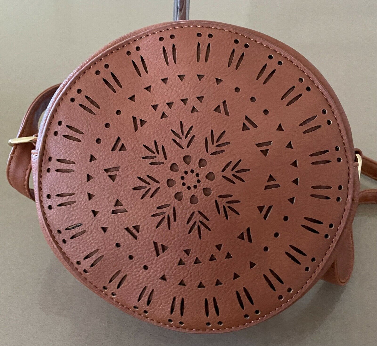 B COLLECTION Tan PVC Round Shoulder Bag Laser Cut Adjust Strap Crossbody NEW