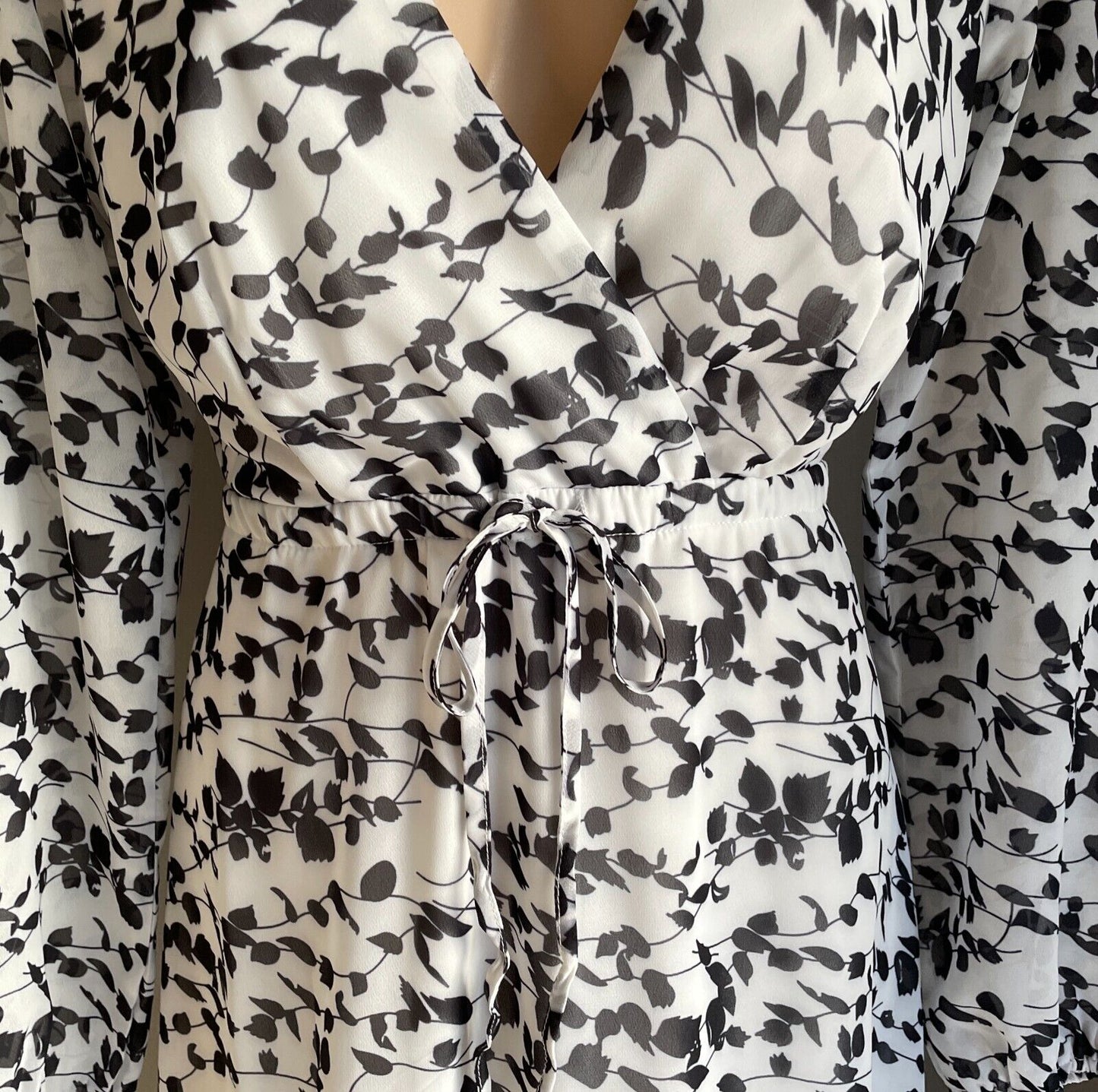 REVERSE Maxi Dress White Black Floral Print Long Sleeve Drawstring Waist M 10