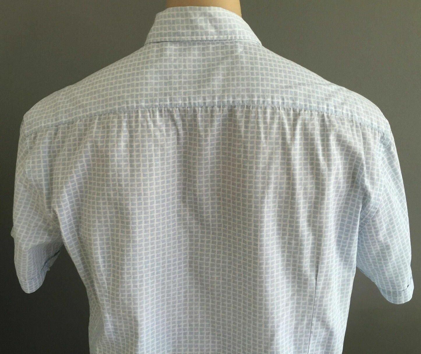 Mens XL DANIEL HECHTER Short Sleeve Shirt Light Blue & White Square Check