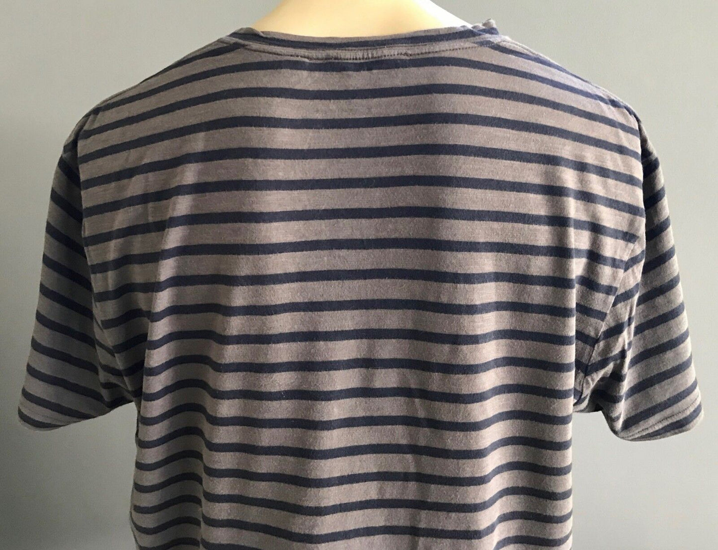 Mens T-Shirt XL COUNTRY ROAD Brown Navy Blue Stripe Short Sleeve Mens Tee Casual
