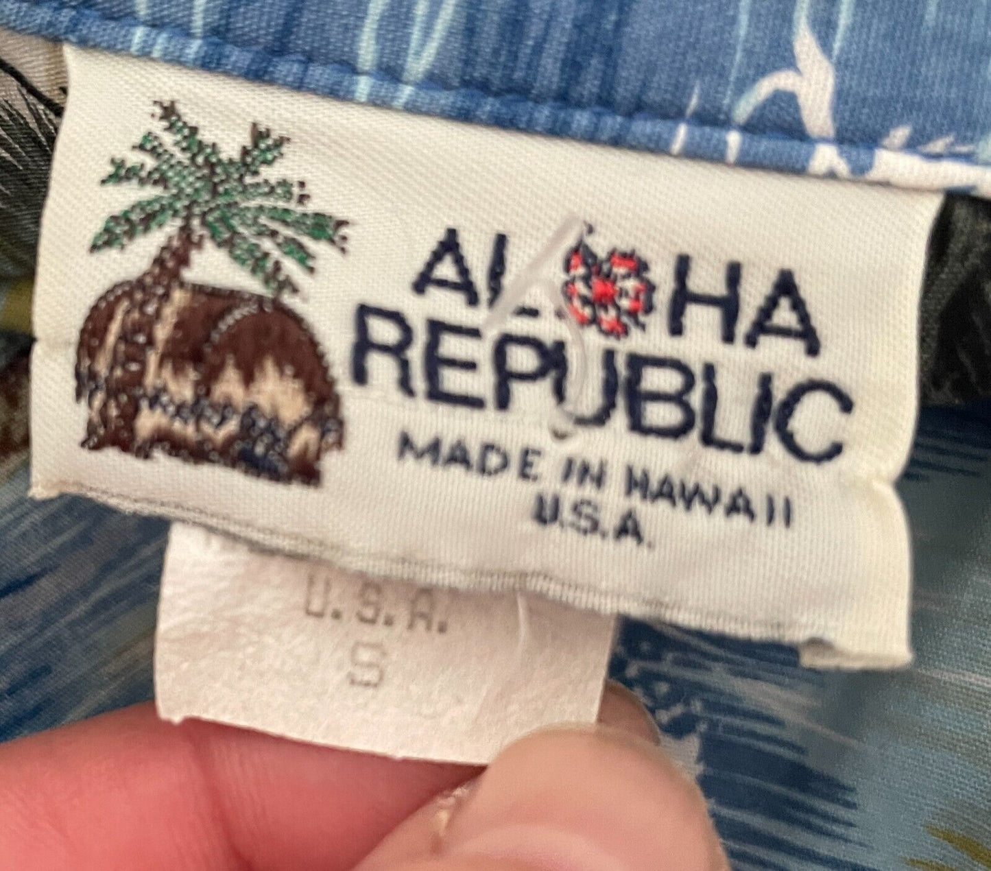 ALOHA REPUBLIC Hawaiian Shirt Short Sleeve Blue Brown Hawaii Island USA Size S