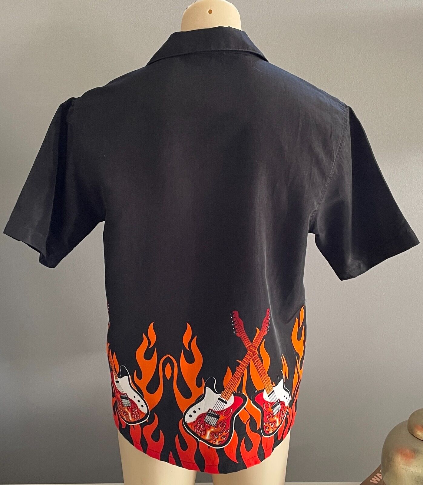 NUCLEUS Black Sh/Sleeve Shirt Bright Flaming Guitars Studs Size S 108cm Chest