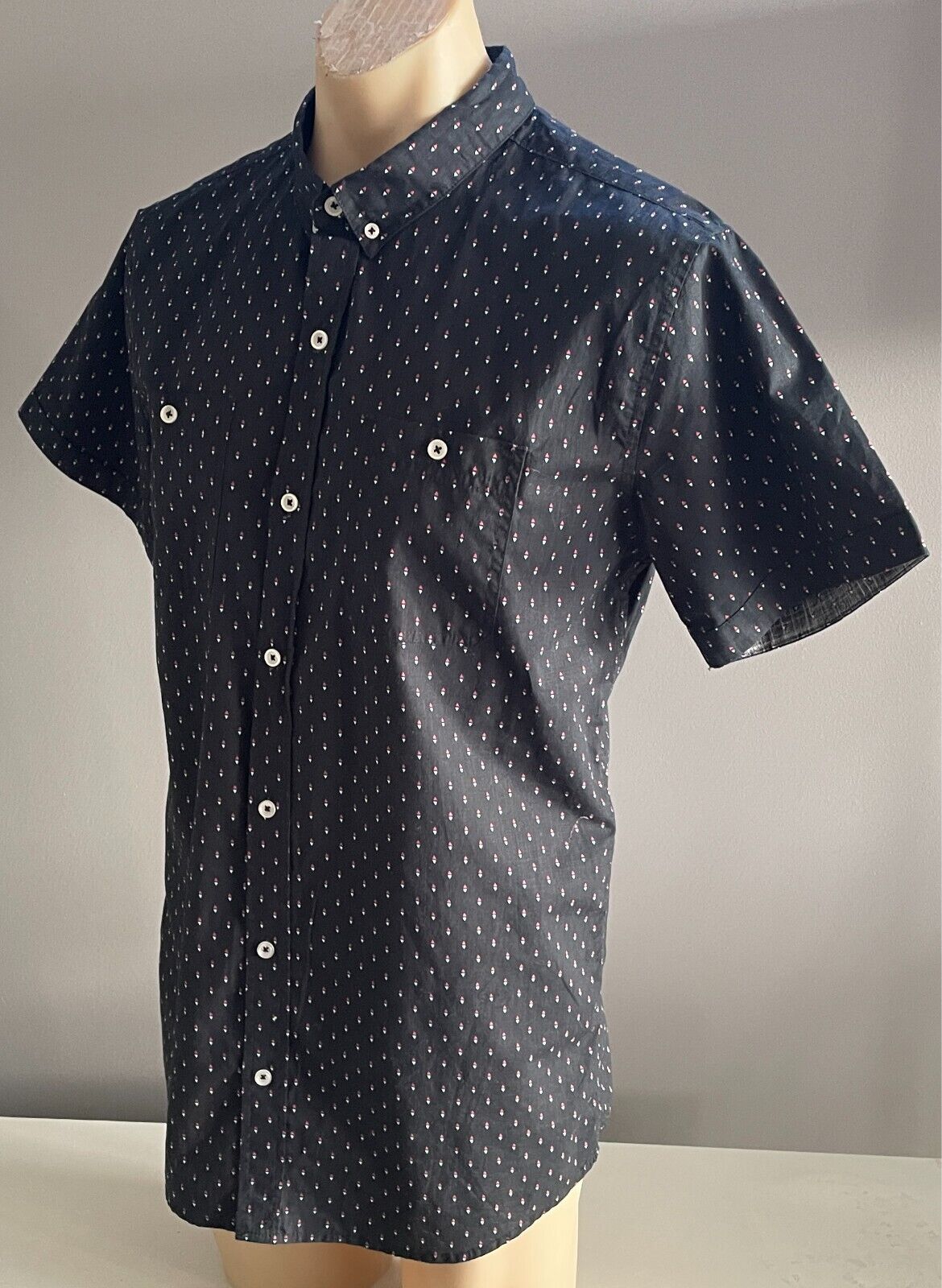 Mens RIP CURL Black Shirt Maroon Blue Button Down Collar Size L 112cm Chest NEW