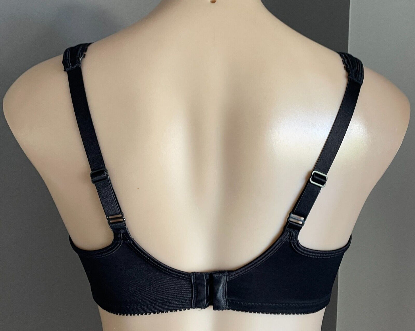Bra 10D Black Jacquard Fabric Decorative Trim Minimiser Underwire Size 10 D NEW