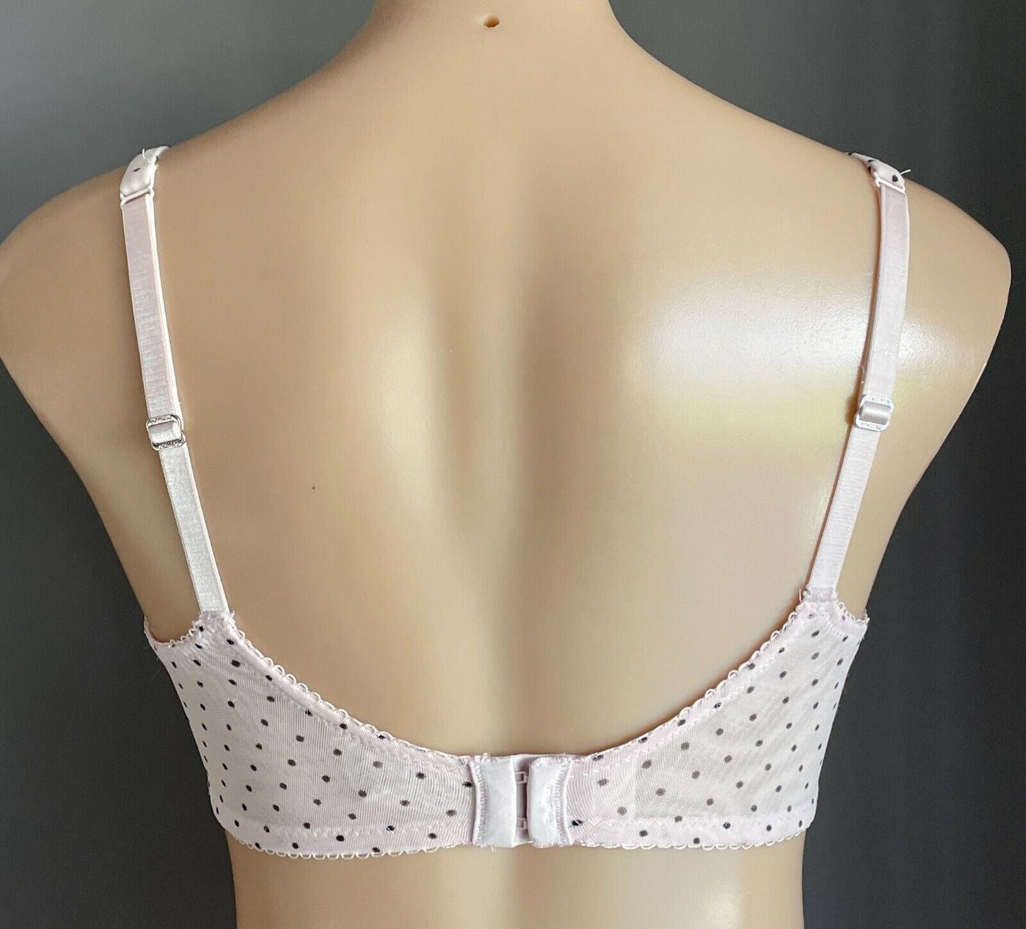 TRIUMPH Bra 10E Underwire Light Pink Black Polka Dot Black Lace Lingerie 10 E