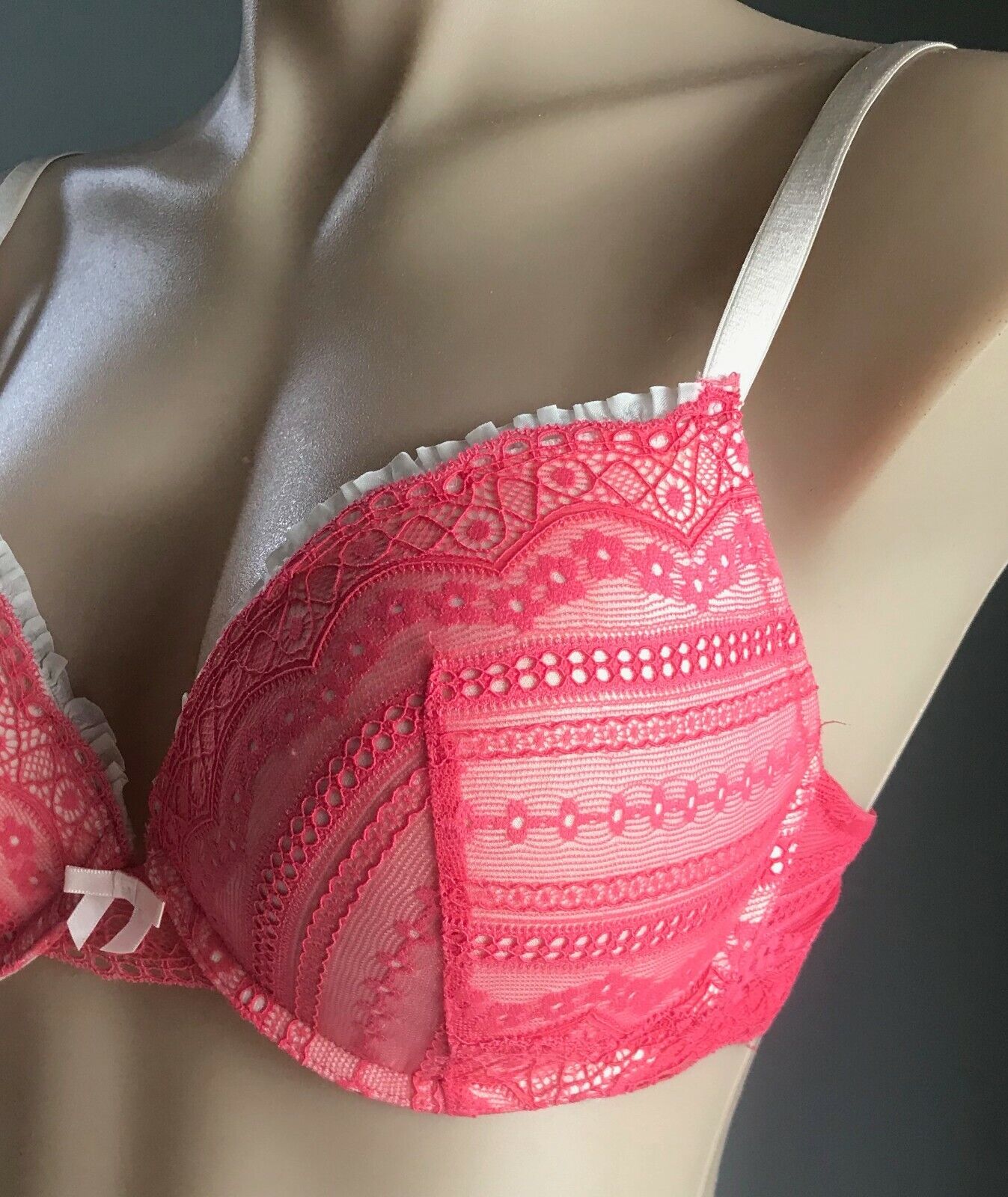 LOVEABLE Bra 14C Underwire Bra Coral Lace & White Ruffle Trim Push Up Boost 14 C