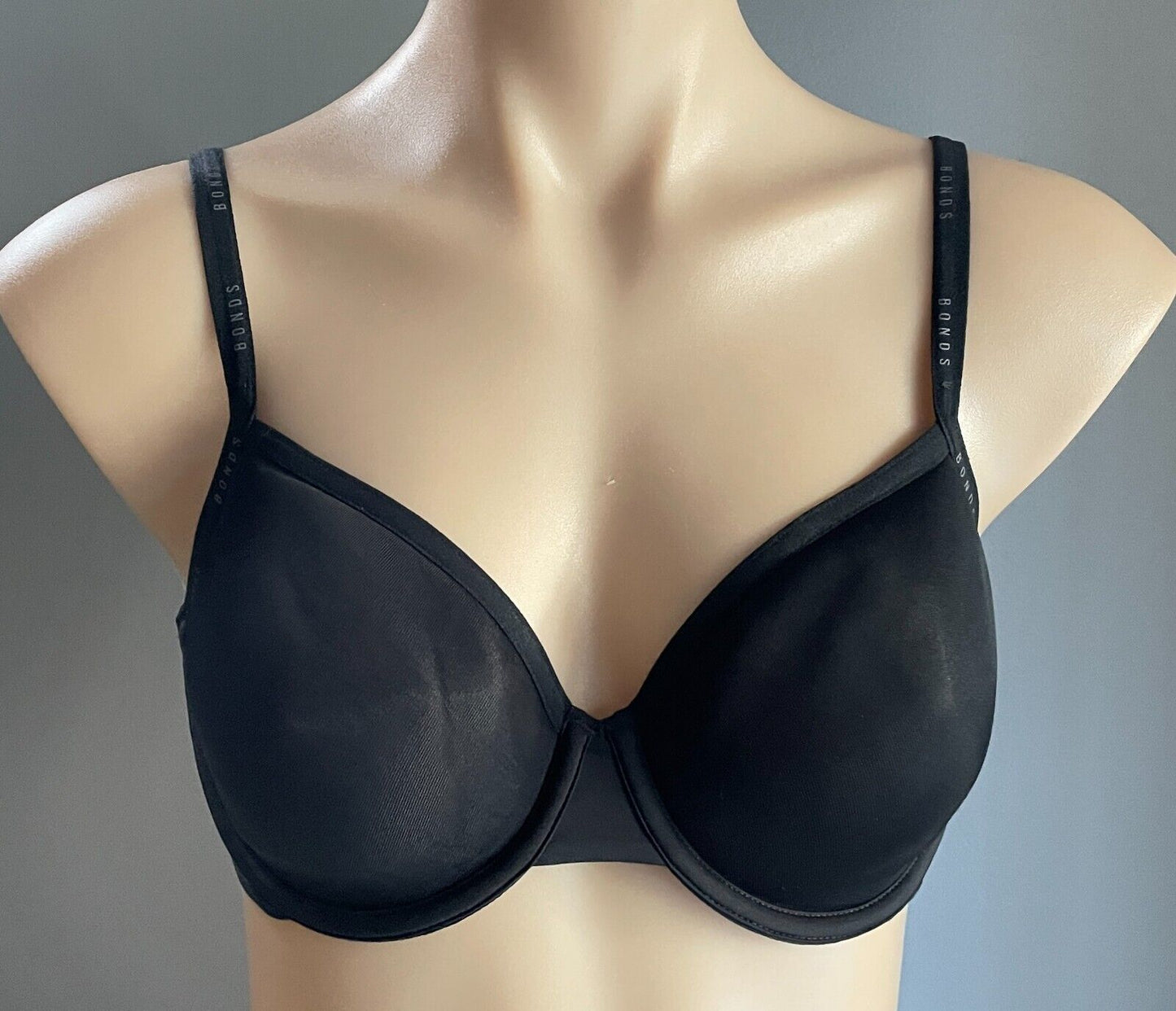 BONDS Bra 14C Black Underwire T-Shirt Logo Band Adjustable Straps Size 14 C
