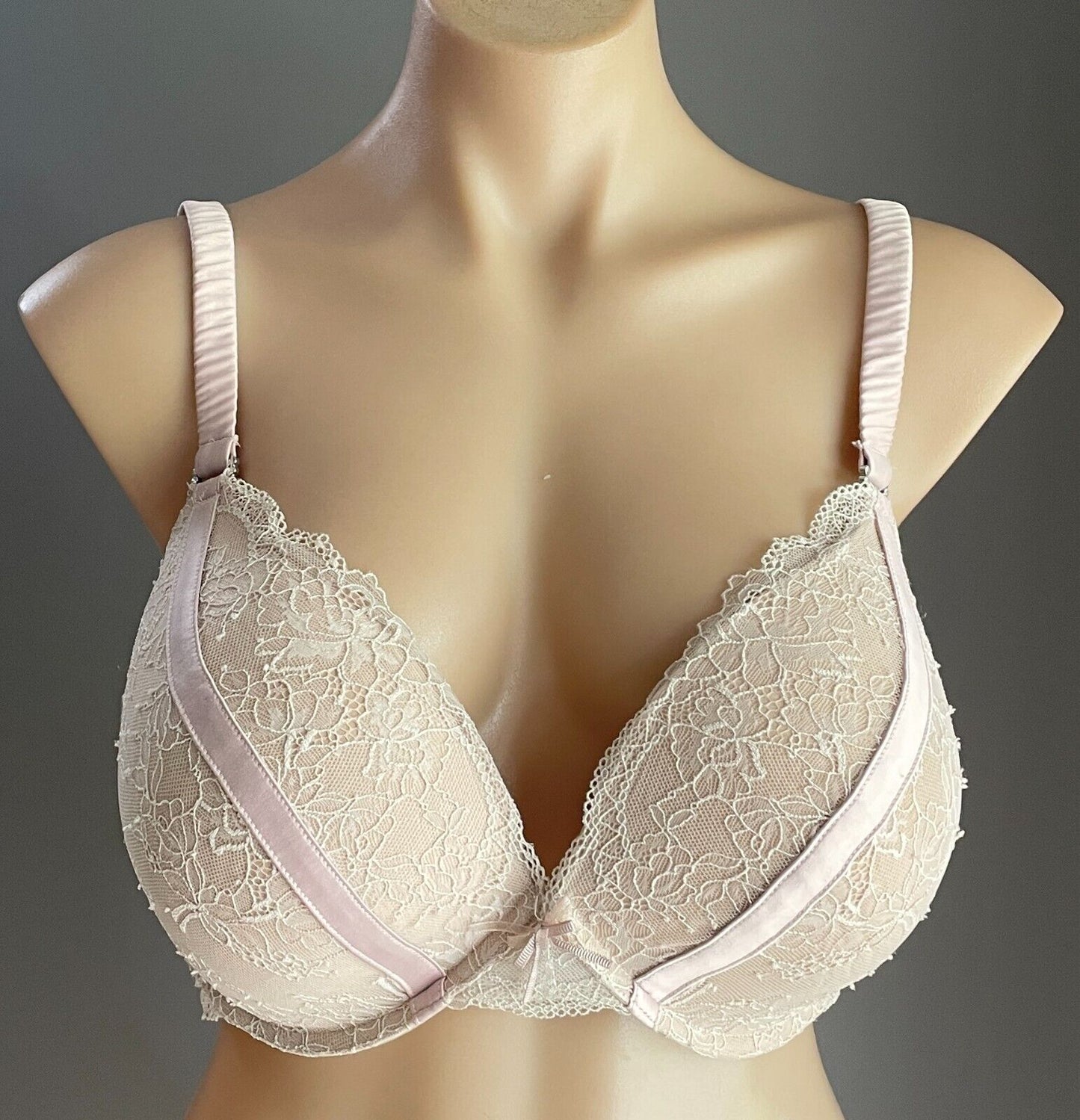 PLEASURE STATE VIP Bra 16E Beige & Blush Pink Plunge Underwire Moulded Cup 16 E