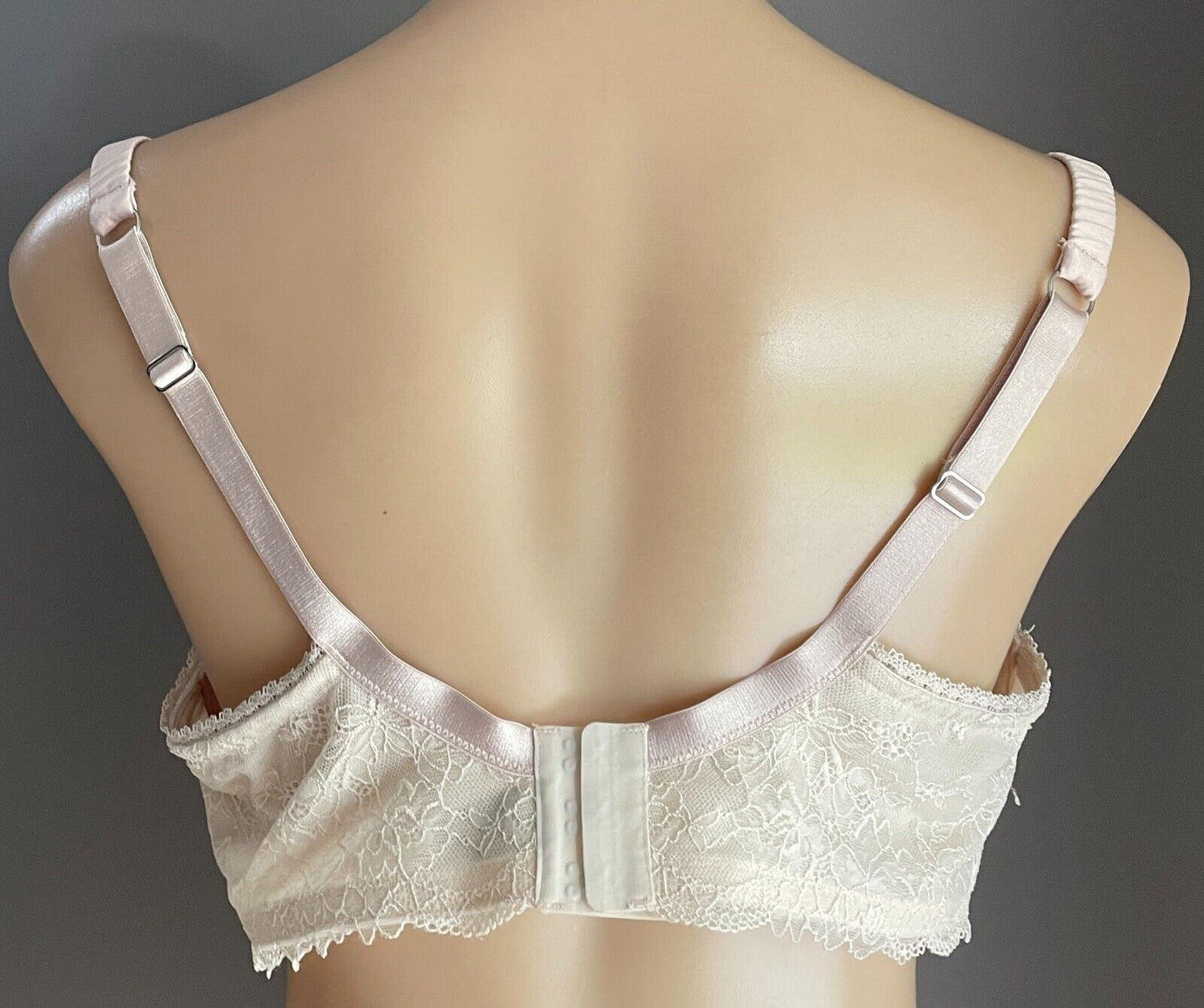 PLEASURE STATE VIP Bra 16E Beige & Blush Pink Plunge Underwire Moulded Cup 16 E