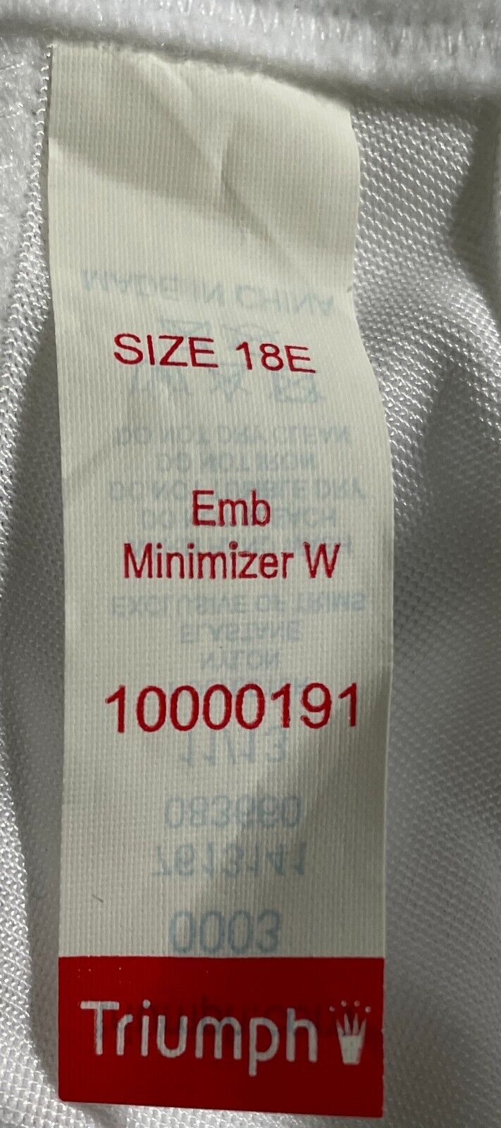 TRIUMPH Bra 18E White Embroidered Minimiser Underwire Size 18 E