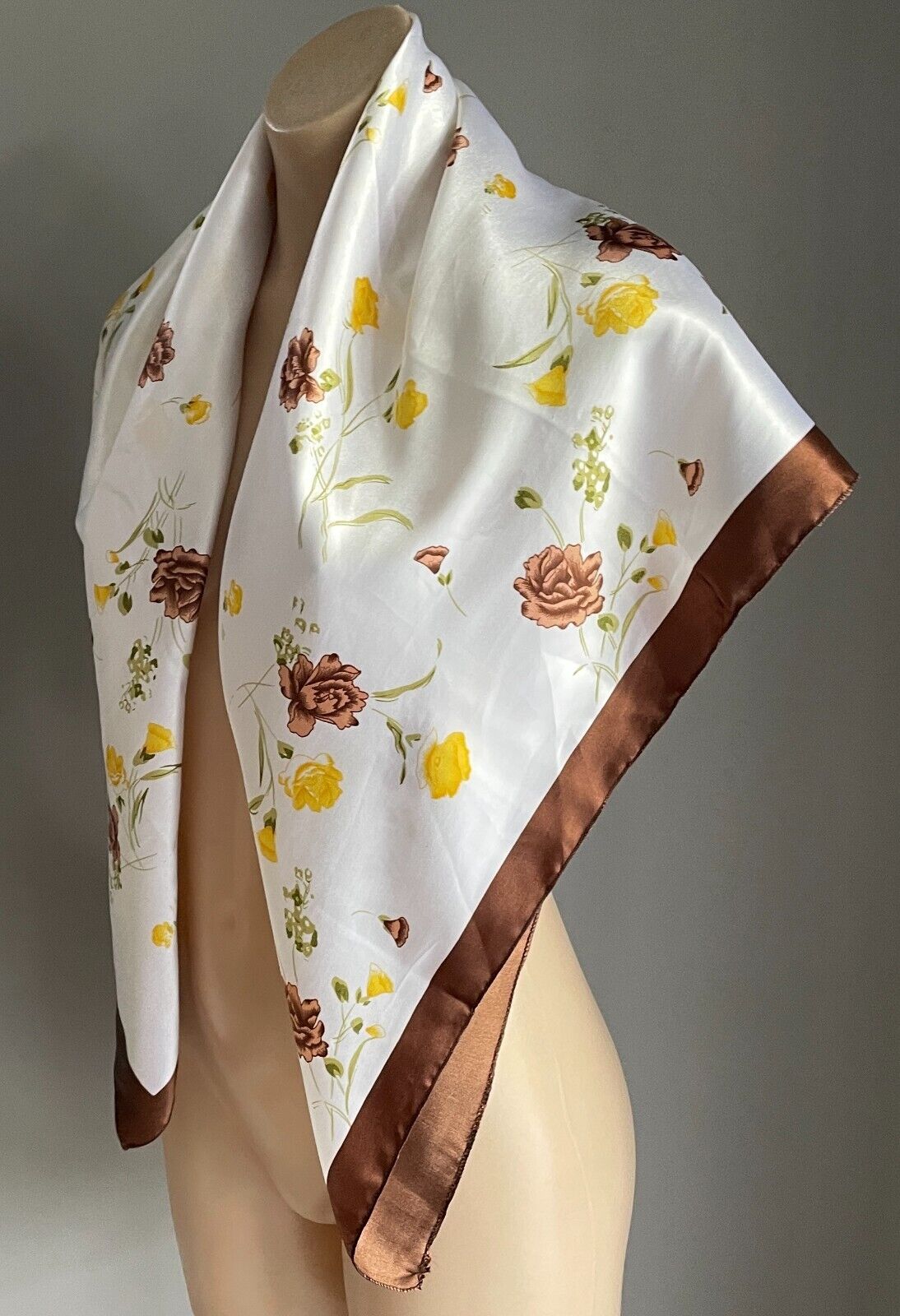 Fu Gui Hua Si Jin Chang 94cm NECK SCARF White Brown Yellow Green Floral Shawl