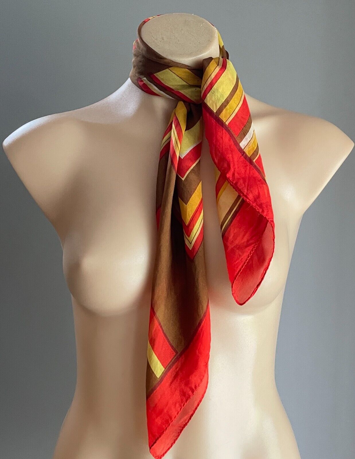 68cm Square Neck Scarf Geo Print Neckerchief Headband Red Brown Yellow Stunning!
