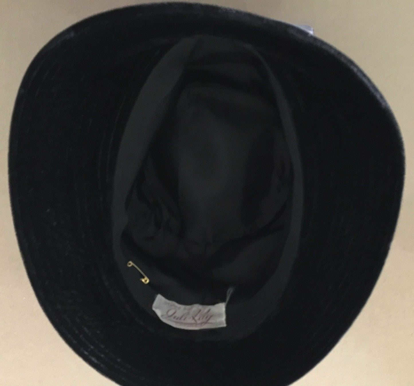JULI KAY Hat Black Velvet Felt Hat Bow Front Ladies Size 56cm Vintage 1950s