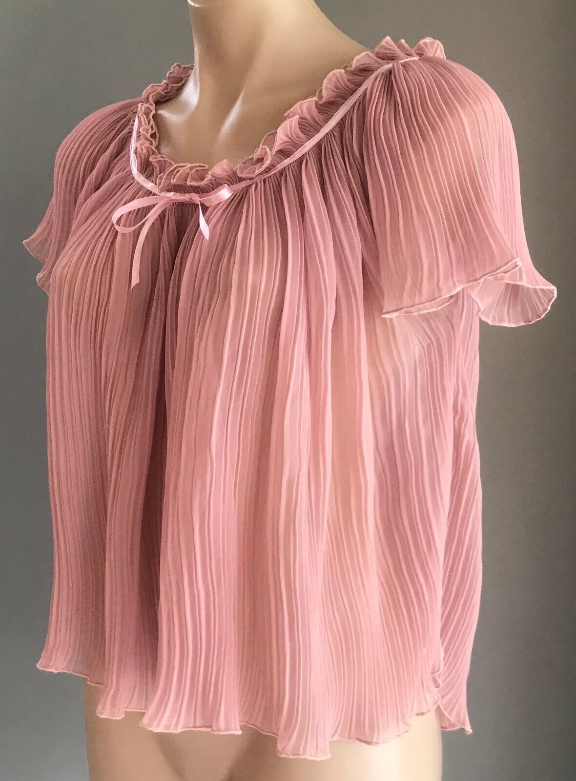 SHIRT WORKS by BARRY JOSEPH Dusty Pink Piano Pleat Ruffle Blouse Top 16 Vintage