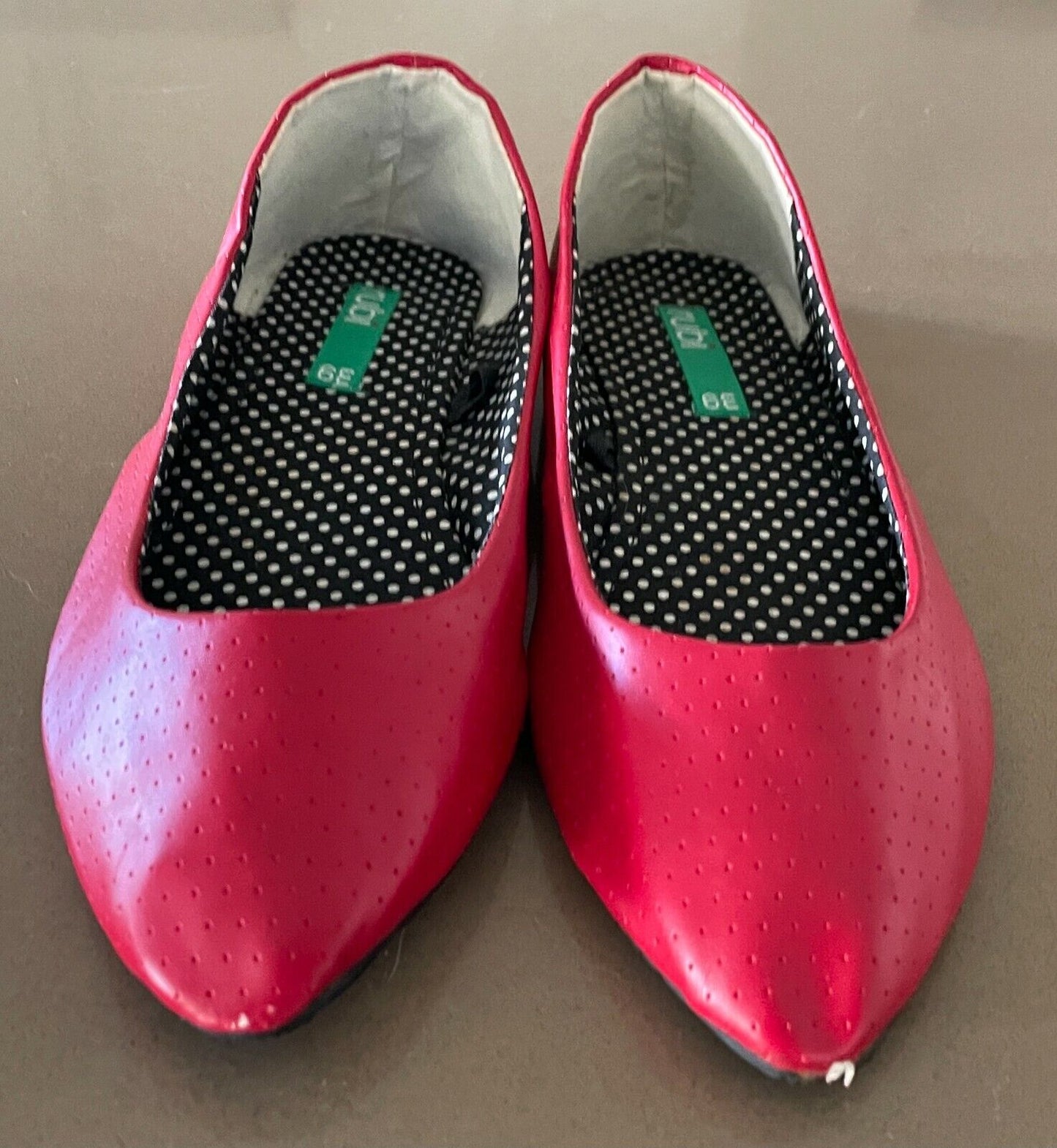 RUBI Ballet Flats Shoes Red Pleather Perforated Pointy Toe Low CutSize 39 NEW