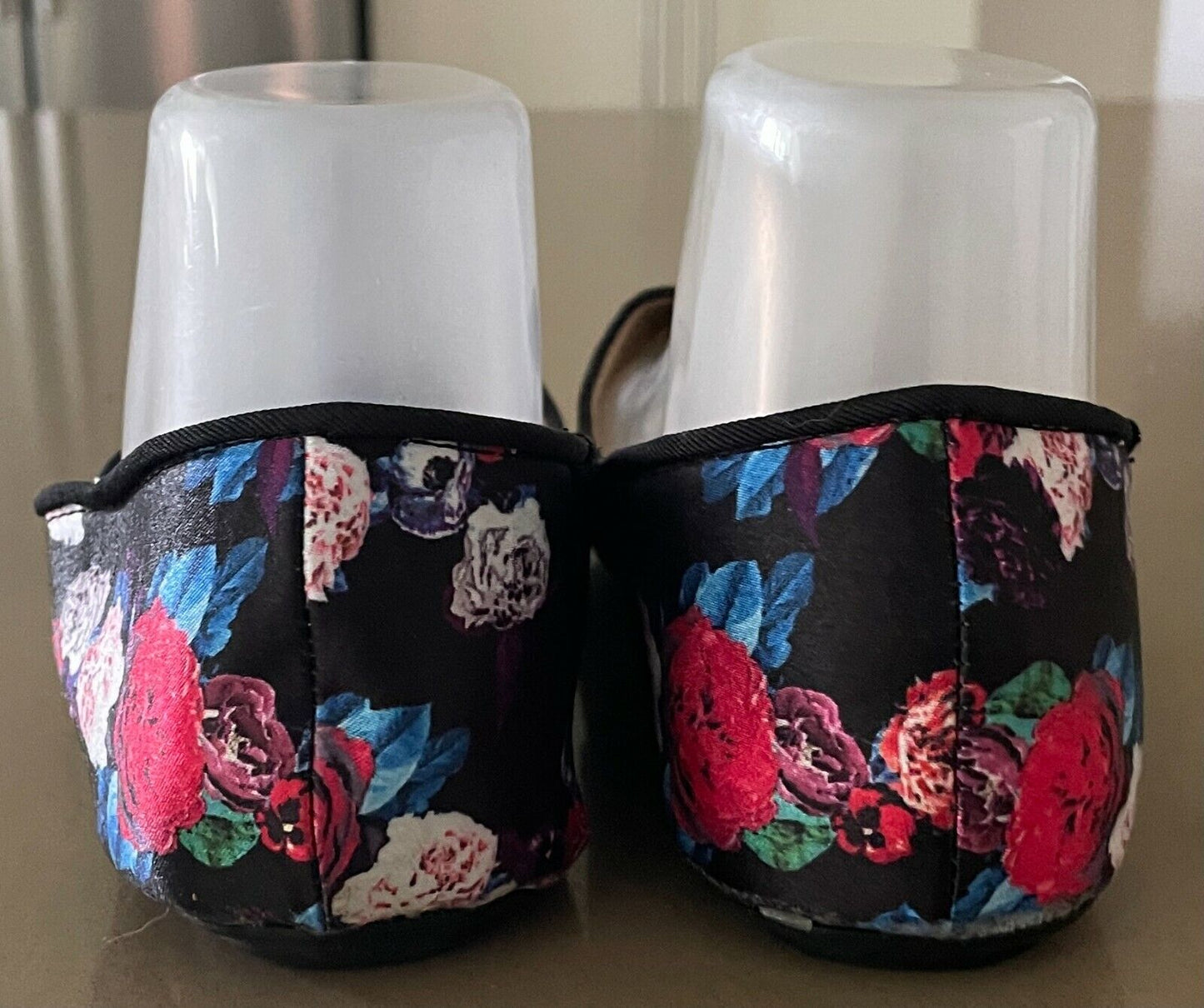 GIRL XPRESS Ballet Flats Black Floral Fabric Pointed Low Cut Shoes Size 8 NEW