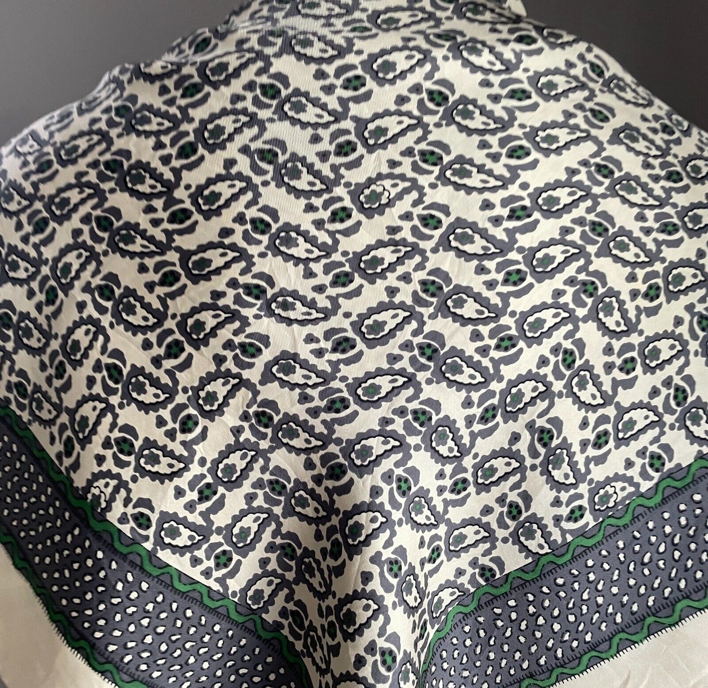 COUNTRY ROAD Silk Neck Scarf Beige Green Grey Abstract Print Large 88cm Square