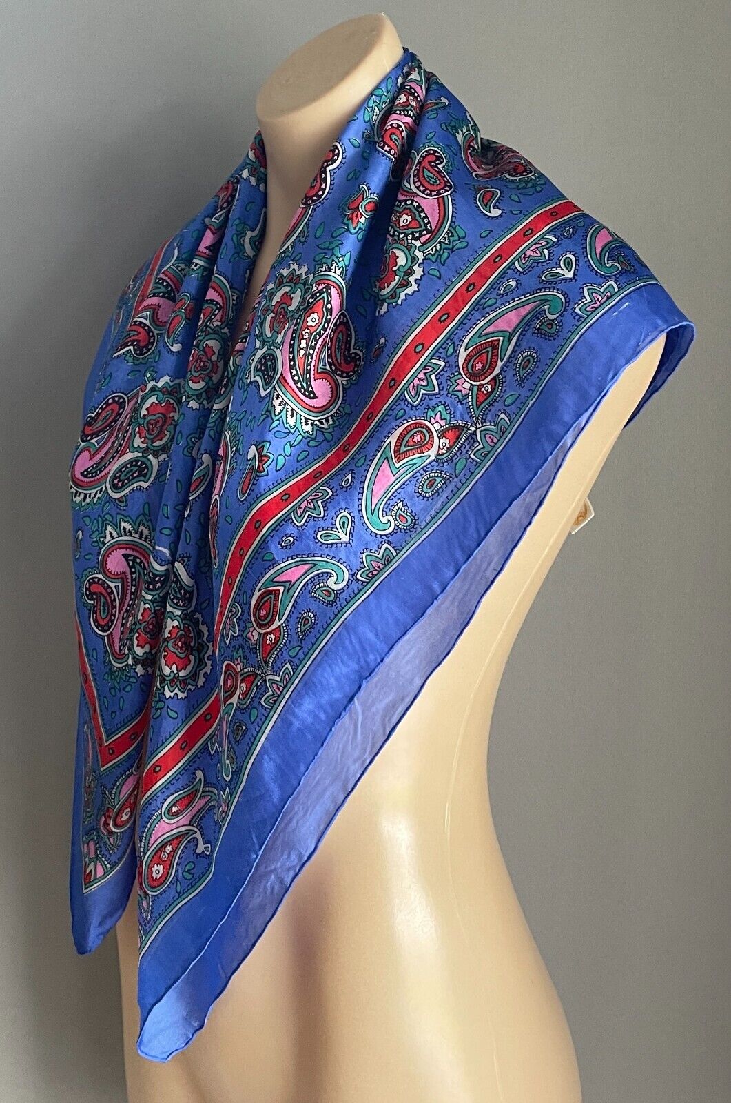 WAGON 100% SILK Square Neck Scarf Blue Green Red White Paisley Foulard 81 x85 cm