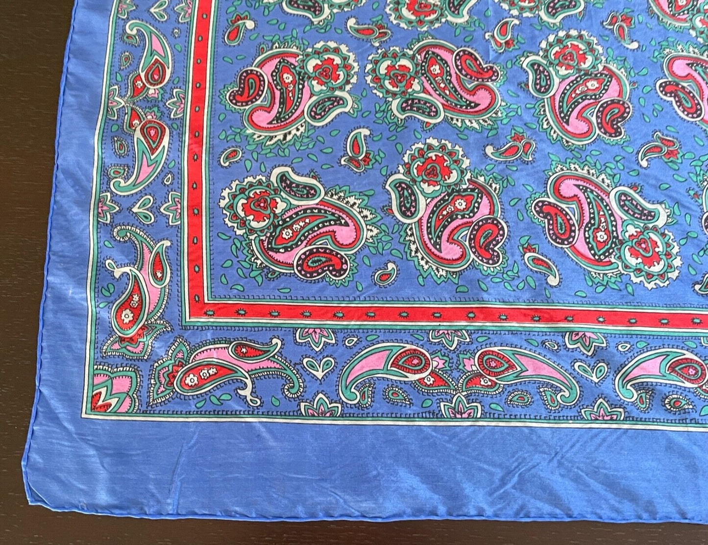 WAGON 100% SILK Square Neck Scarf Blue Green Red White Paisley Foulard 81 x85 cm
