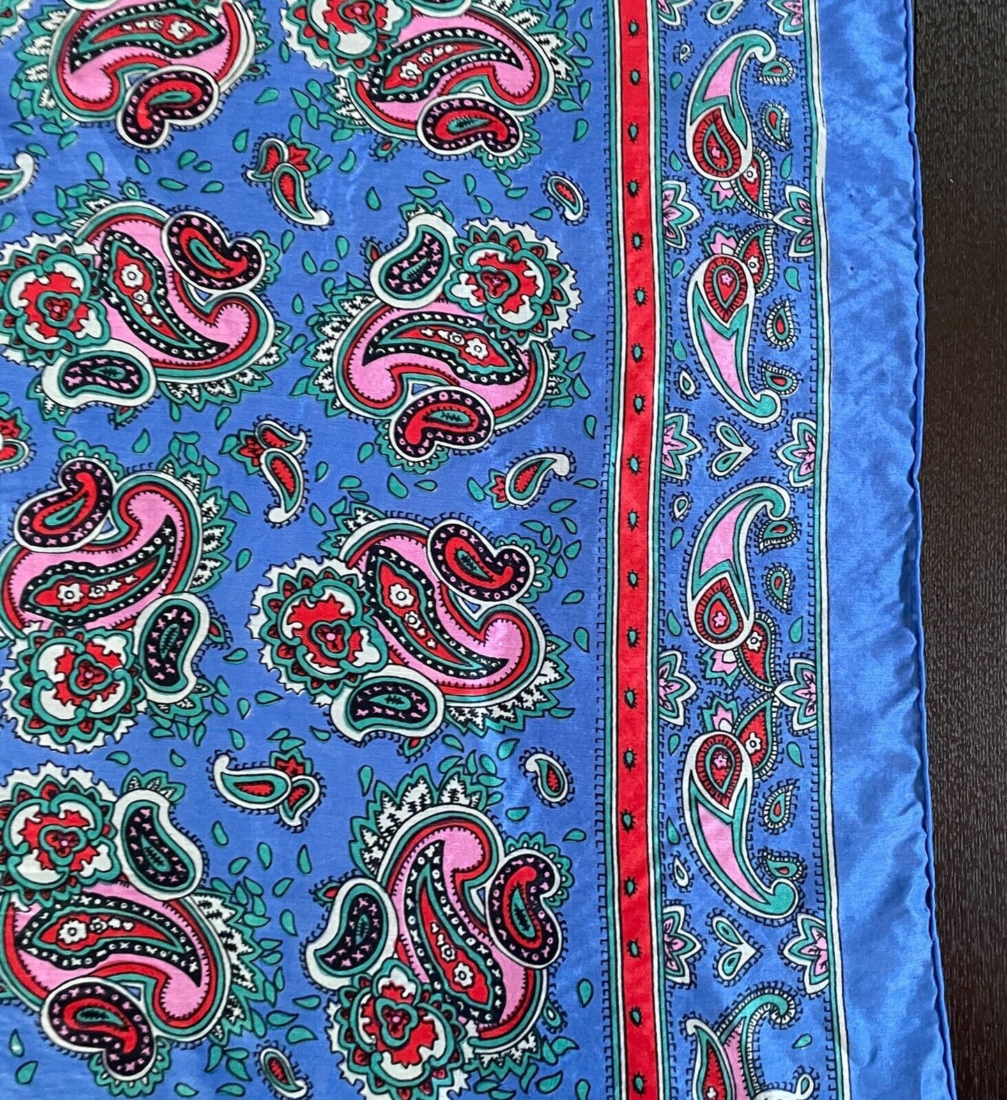 WAGON 100% SILK Square Neck Scarf Blue Green Red White Paisley Foulard 81 x85 cm