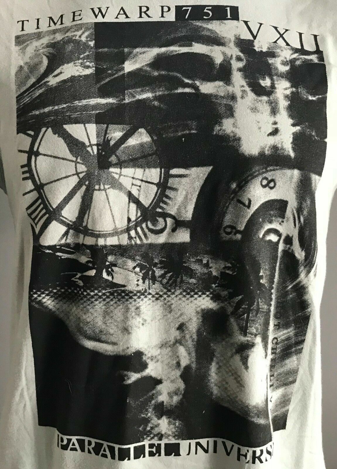 Mens HOT CHILLI T Shirt "Ride The Tide" Short Sleeve Graphic Green Wash Size M