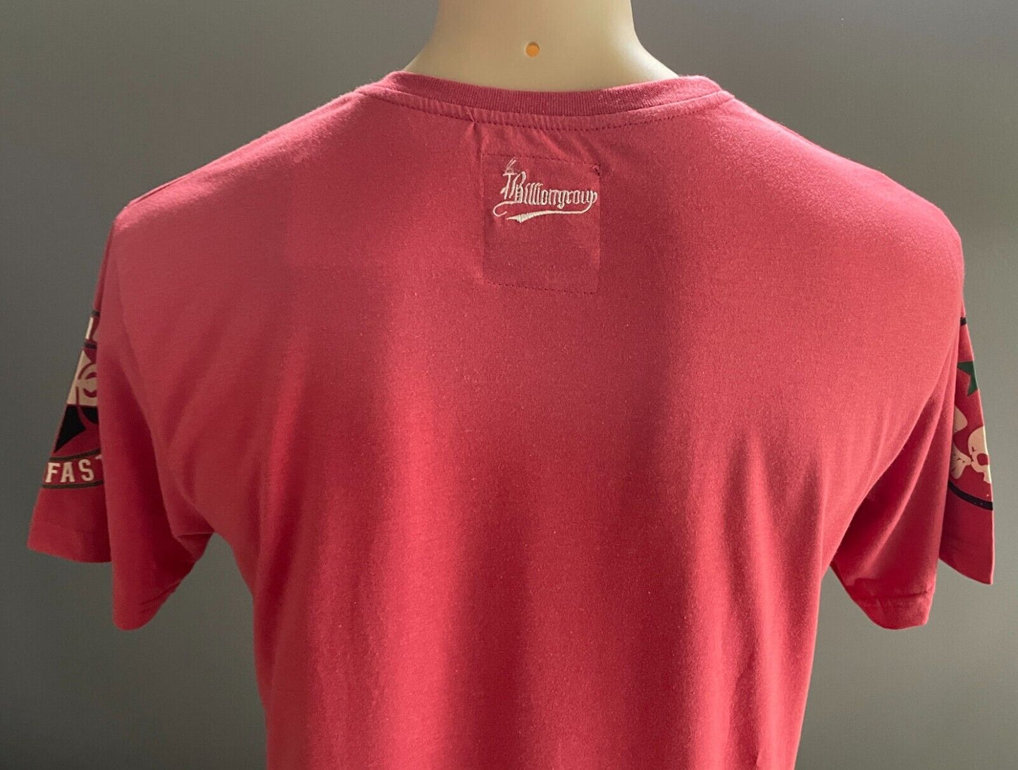 Mens T-Shirt BILLIONGROUP "Boxing" Coral Red Graphic Size M Short Sleeves NEW