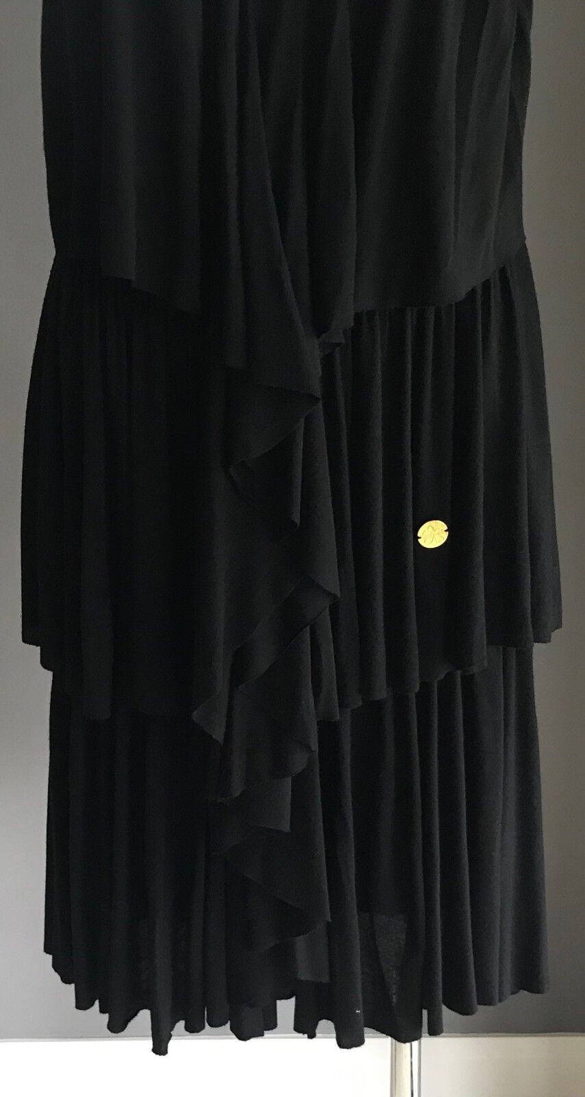 PIERRE CARDIN Dress Black Sleeveless Ruffle Tier Front Knee Length Size 32 AU 10