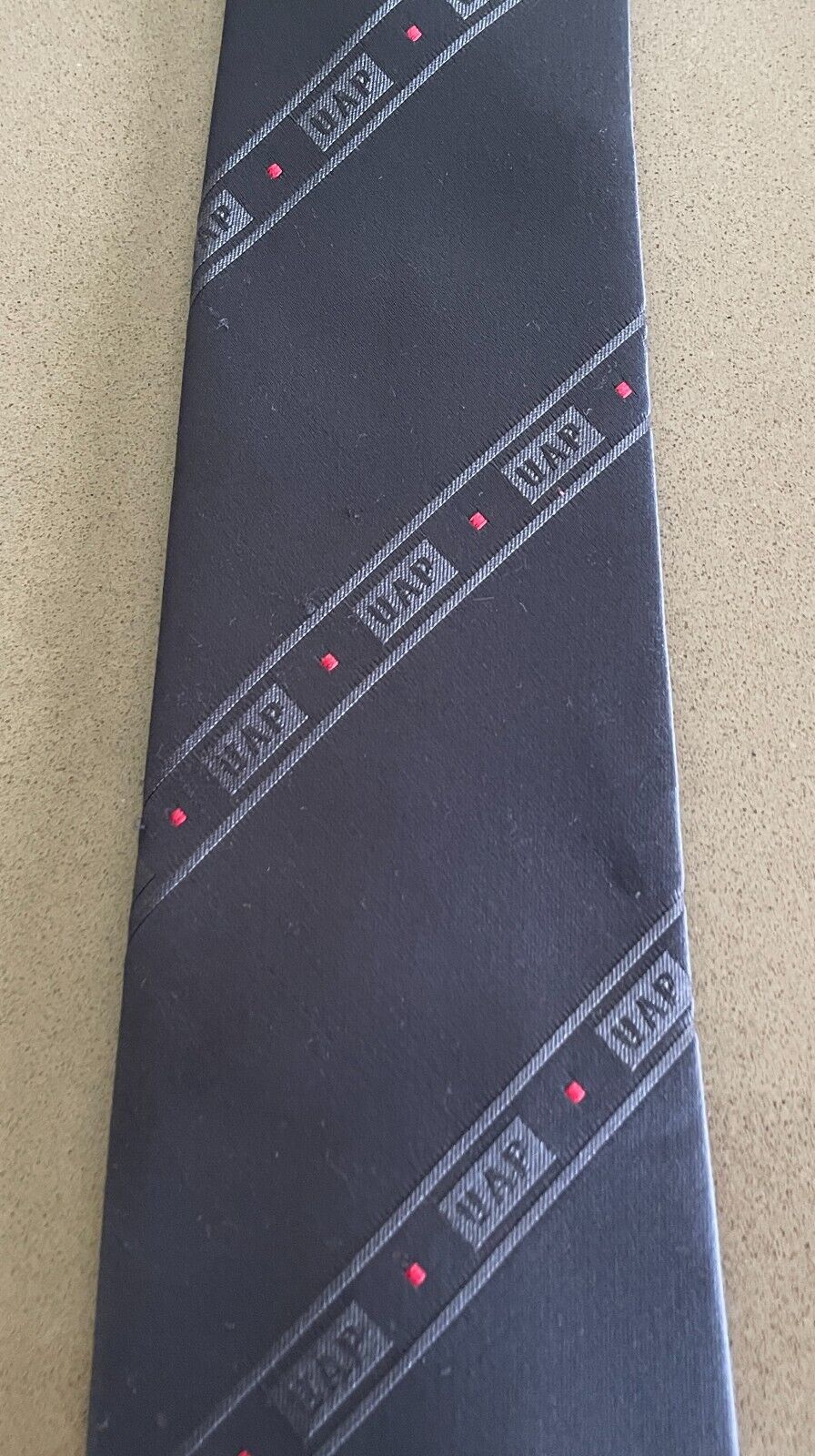 Vintage PIERRE CARDIN Grey & Red Trim UAP ASSURANCES Logo Print Neck  Tie