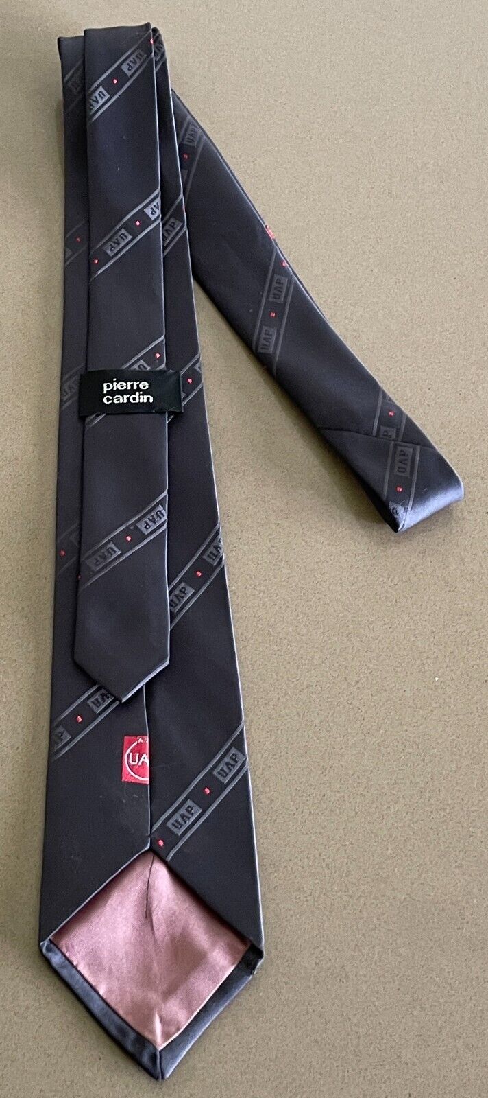 Vintage PIERRE CARDIN Grey & Red Trim UAP ASSURANCES Logo Print Neck  Tie