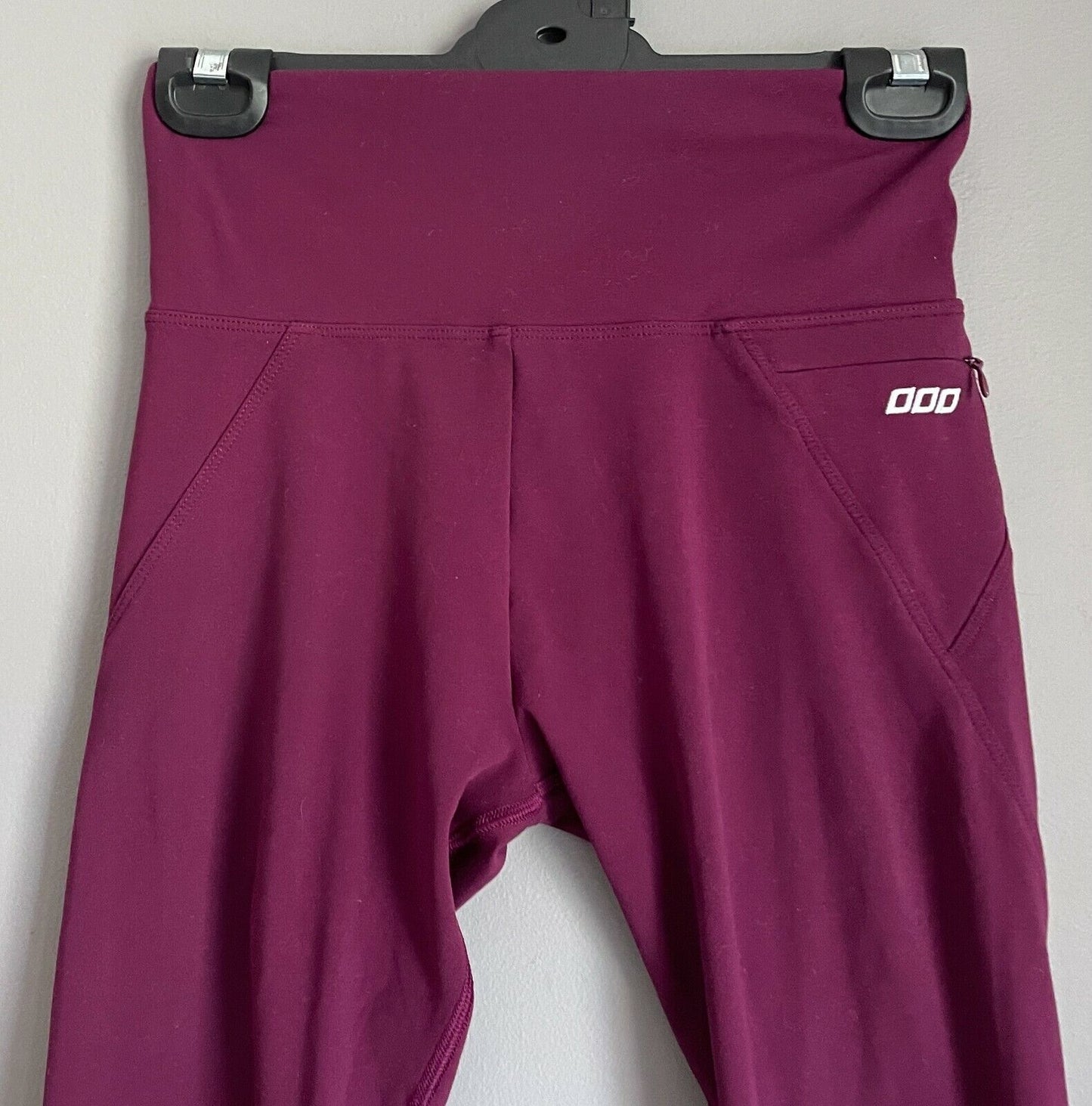 LORNA JANE Leggings Mulberry 7/8 Length High Waist Gym Size XS Activewear Pants