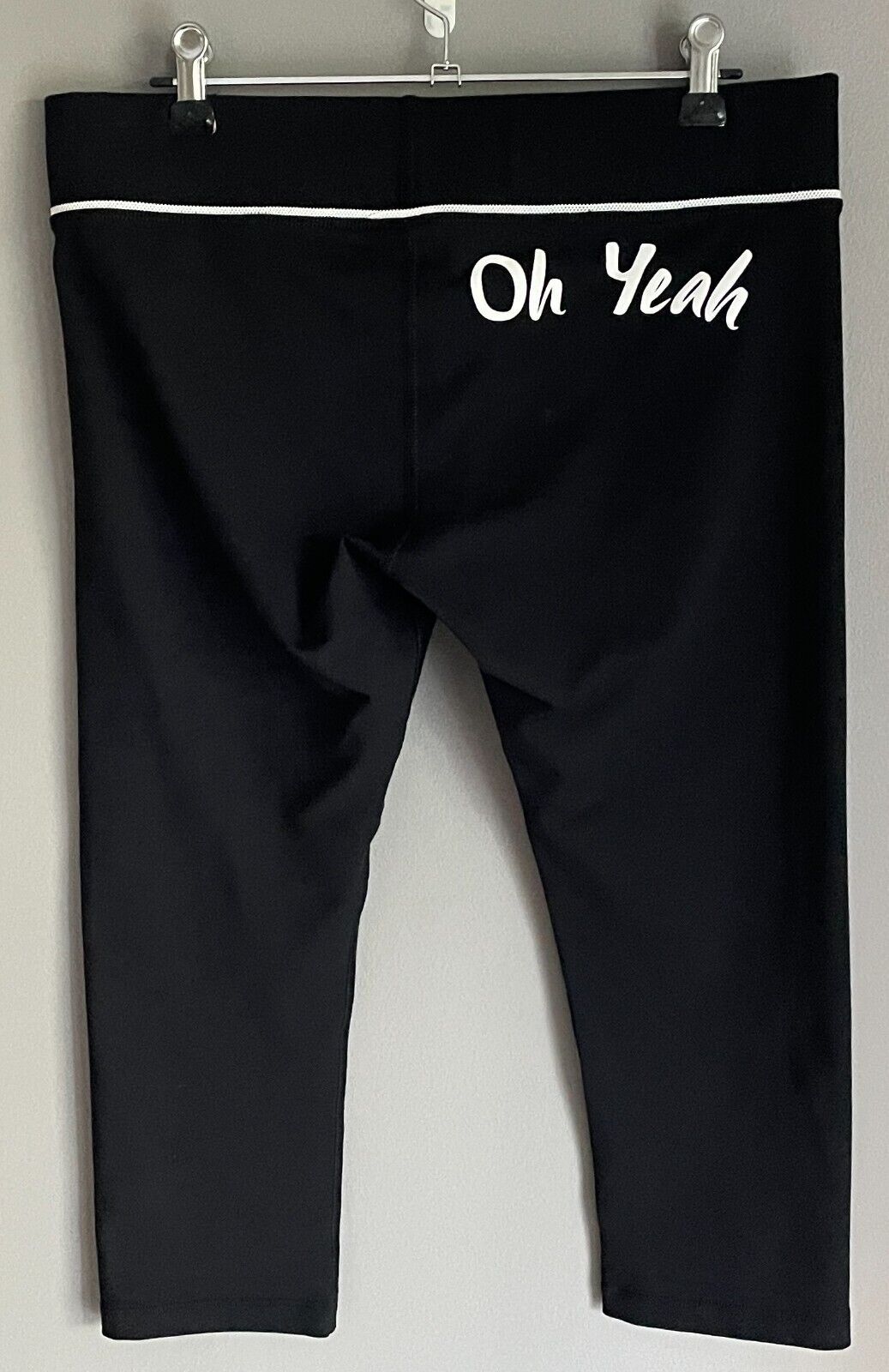 LORNA JANE Oh Yeah Leggings 7/8 Length Black & White Trim Size M Quick Dry