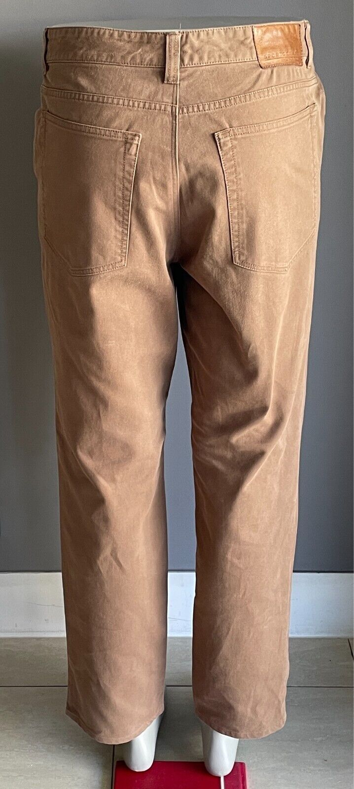 SPORTSCRAFT "The Bedford" Straight Leg Jeans Light Brown To Fit Mens Waist 98cm