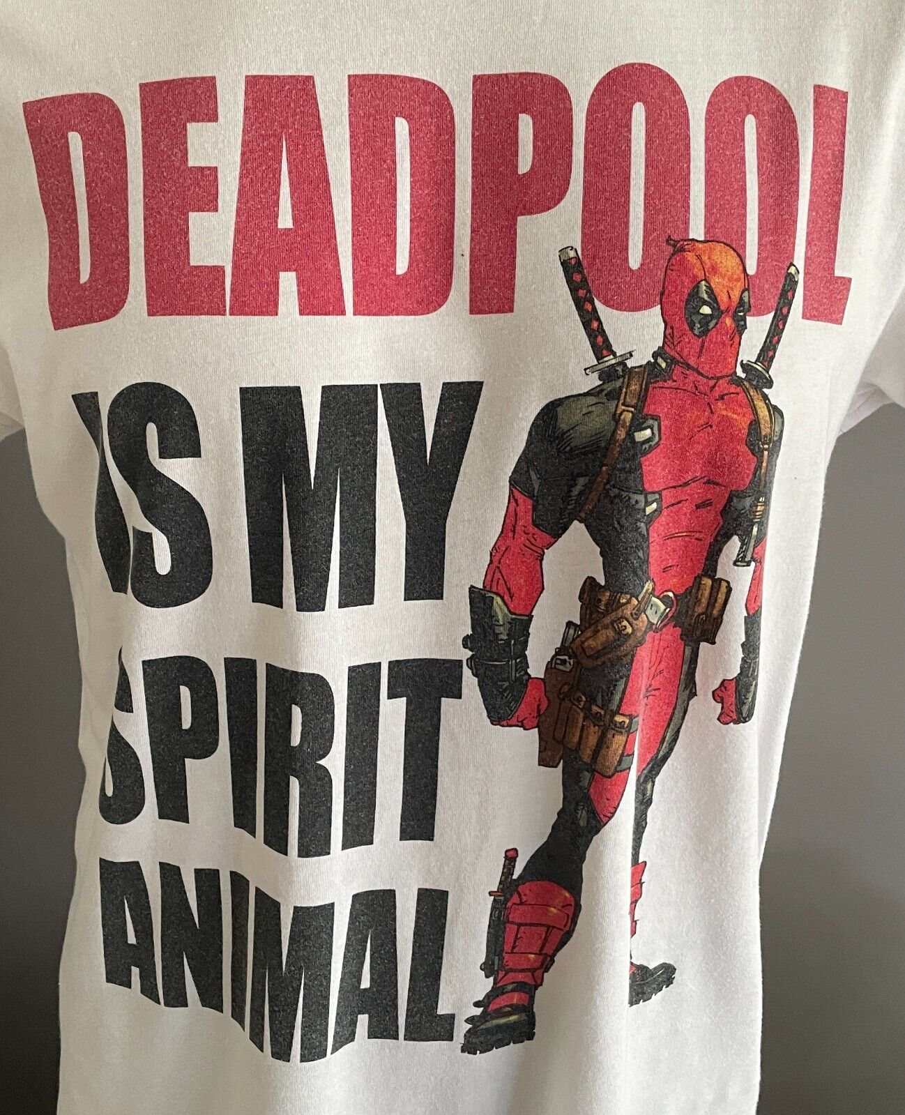 Mens T-Shirt MARVEL Deadpool Is My Spirit Animal Print White Top Tee Size M