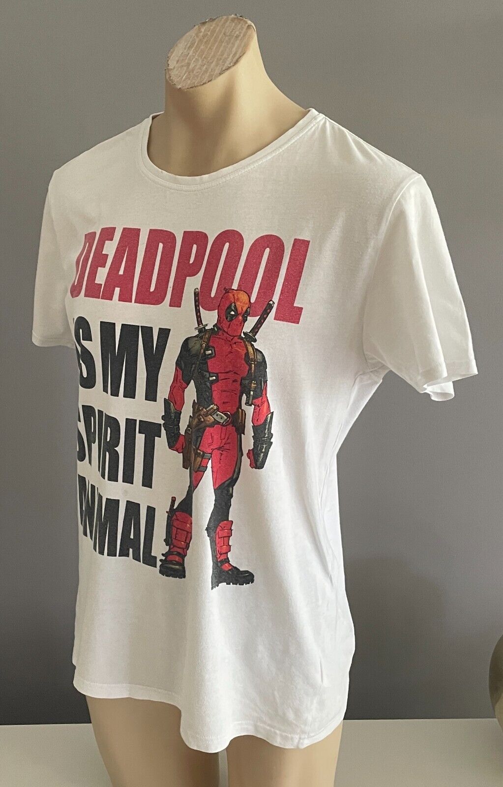 Mens T-Shirt MARVEL Deadpool Is My Spirit Animal Print White Top Tee Size M
