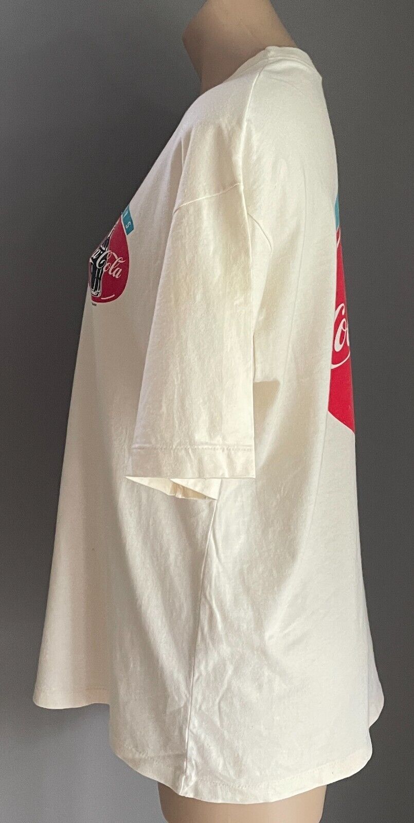 COCA COLA Hyper Active Clothing Mens T-Shirt Cream Sh/Sleeve Logo Chest 106cm XL