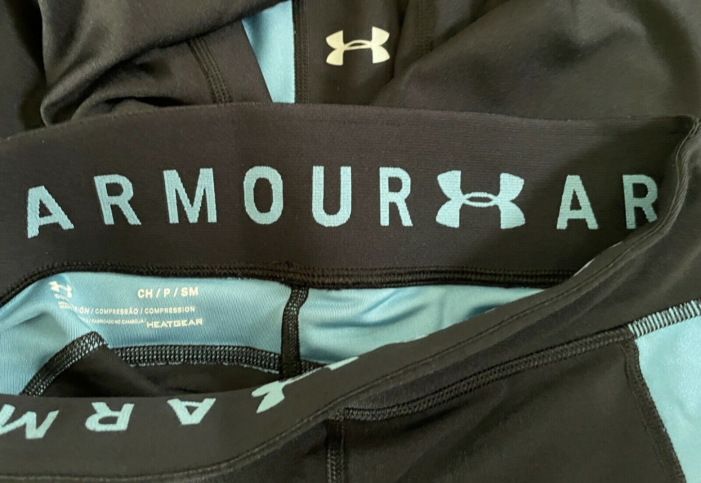 UNDER ARMOUR Leggings Heatgear Capri Training Black Blue Sz S Activewear Pants