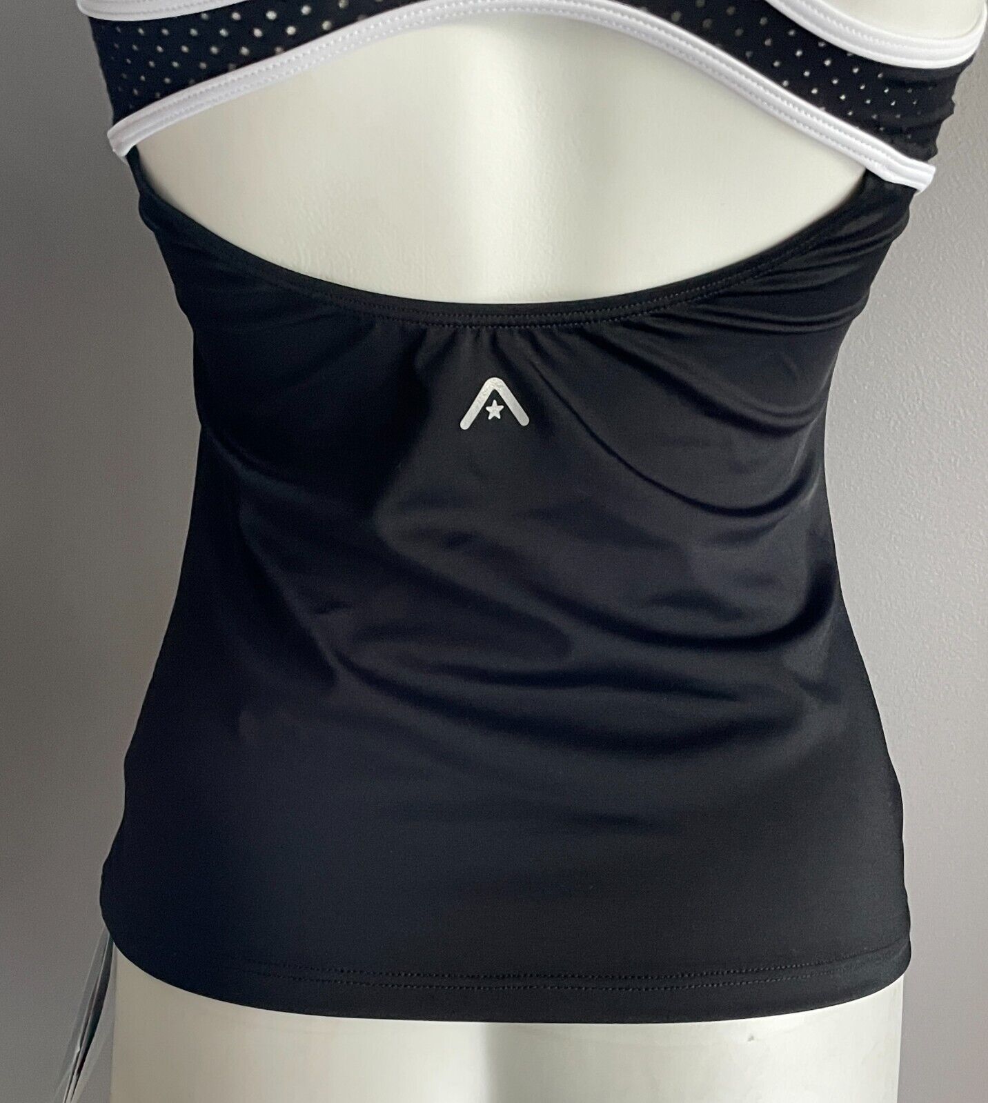 ROCKWEAR H2O Swim Top Black Perforated Singlet White Trim UPF 50+ Size 8 NEW