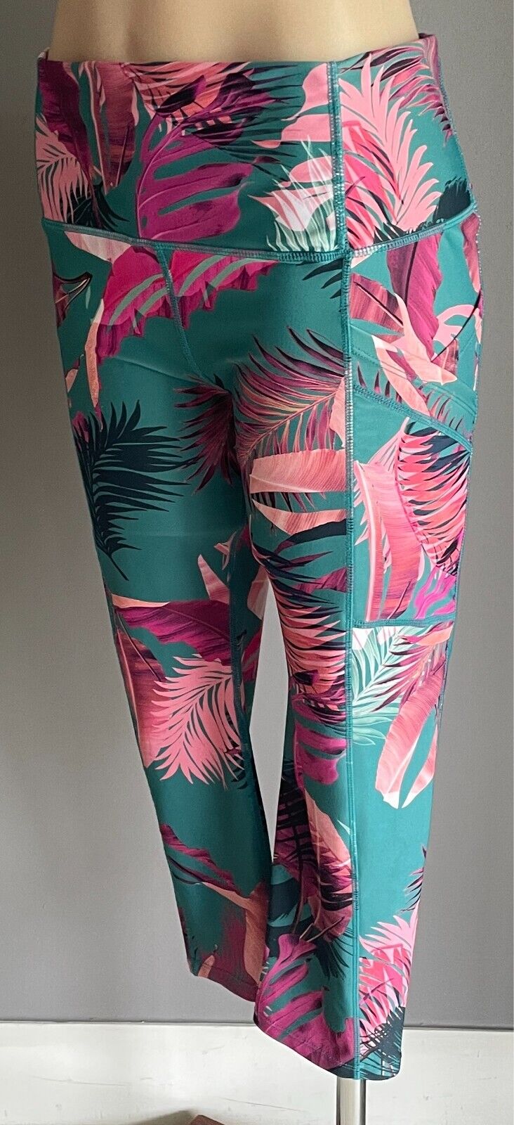 ROCKWEAR Leggings Green Pink Coral Tropical Print 7/8 Length Activewear Size 14