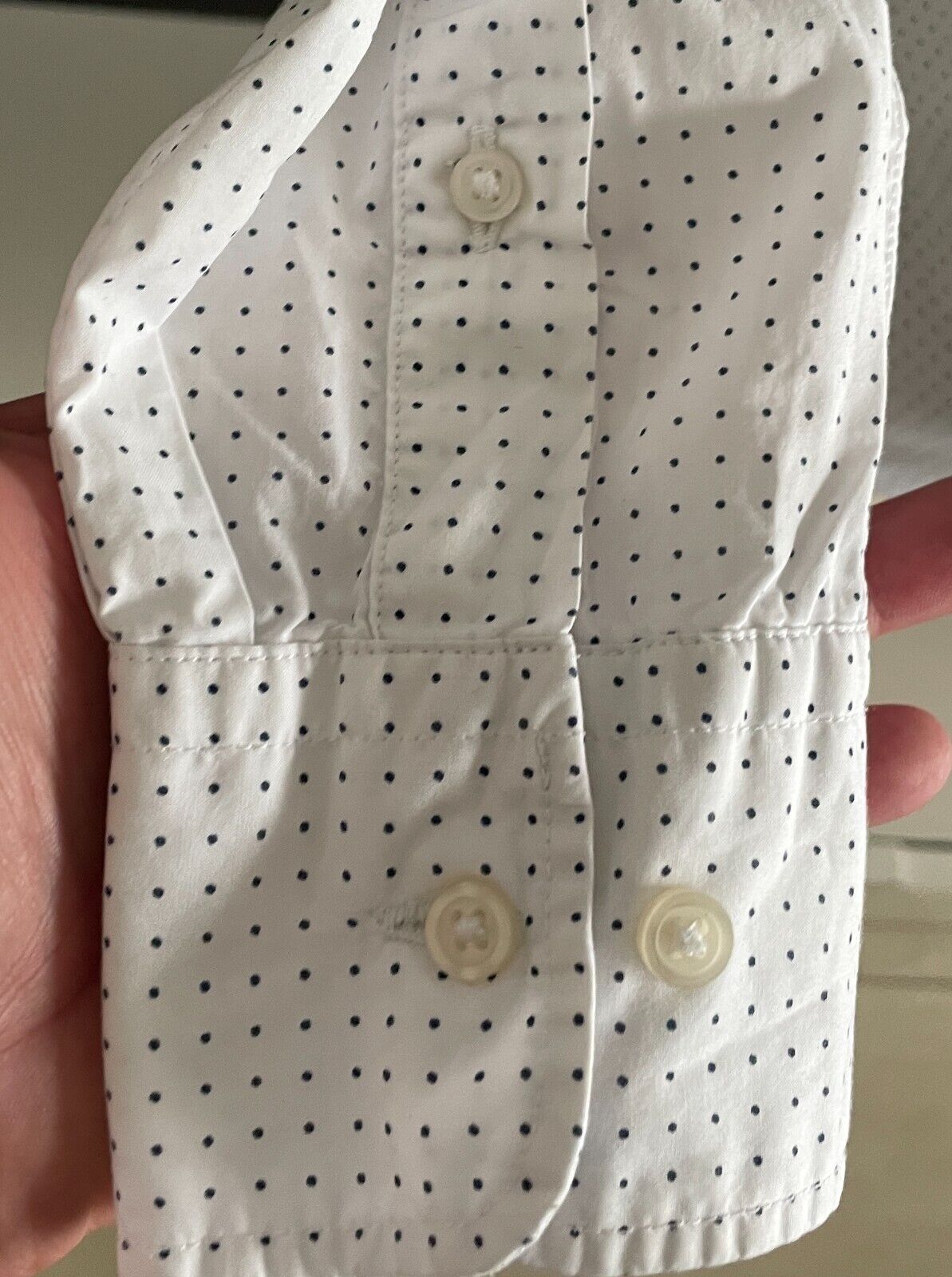 UNIQLO Shirt White Navy Polka Dot Long Sleeve Mens Size XS Button Front
