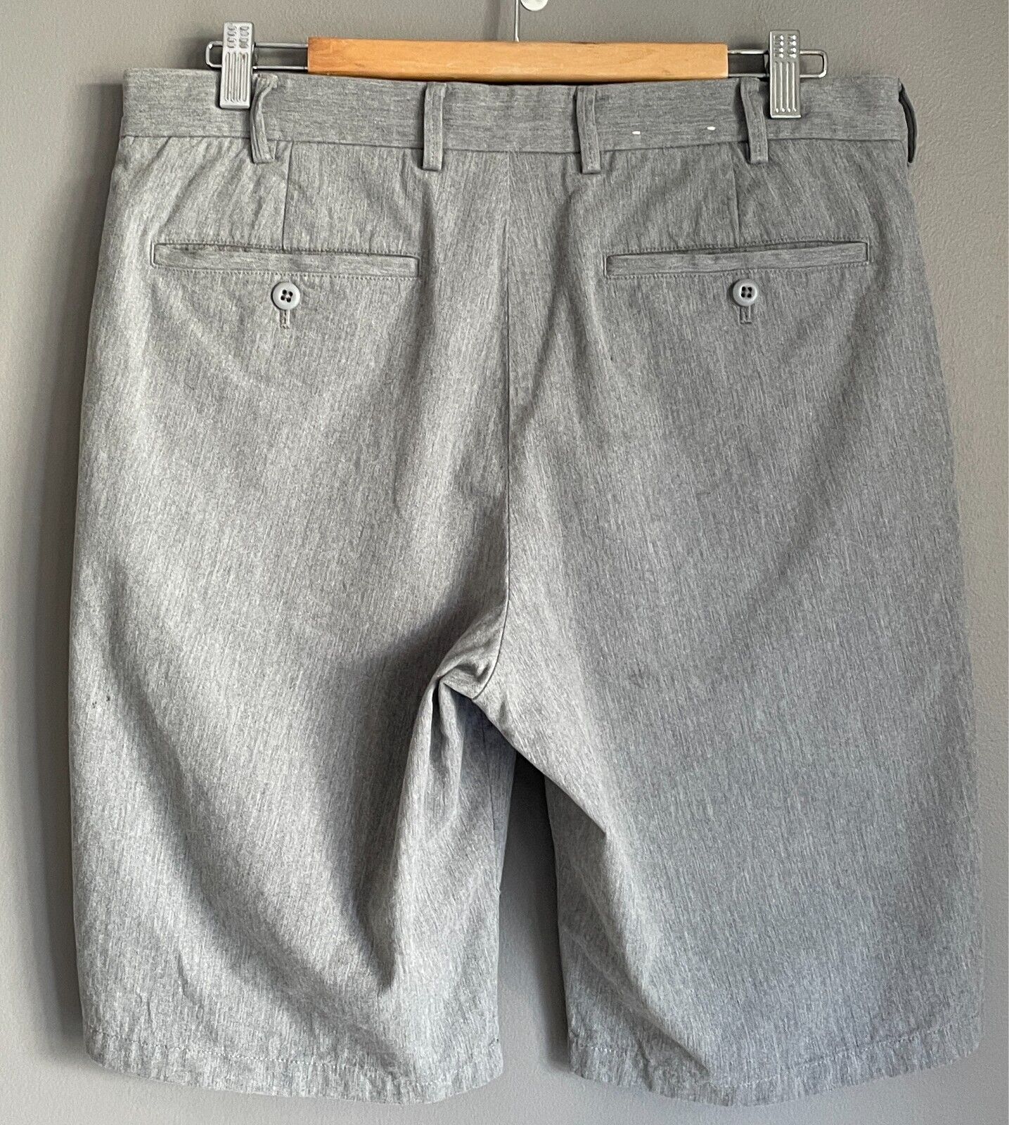 UNIQLO Cotton Shorts Light Grey Mens Size M 84cm Waist Smart Casual 30 32 in