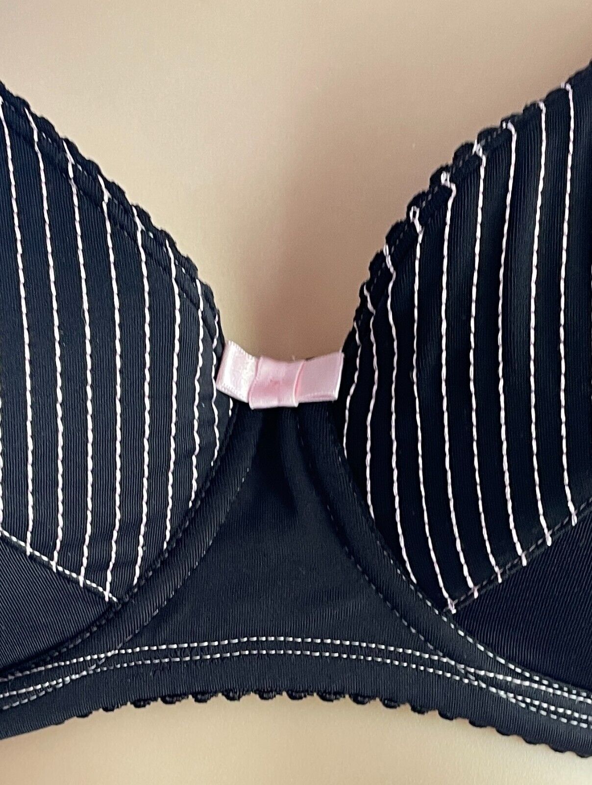 TODAY'S WOMAN Underwire Bra 18DD Black Pink Stitching Adjustable Size 18 DD
