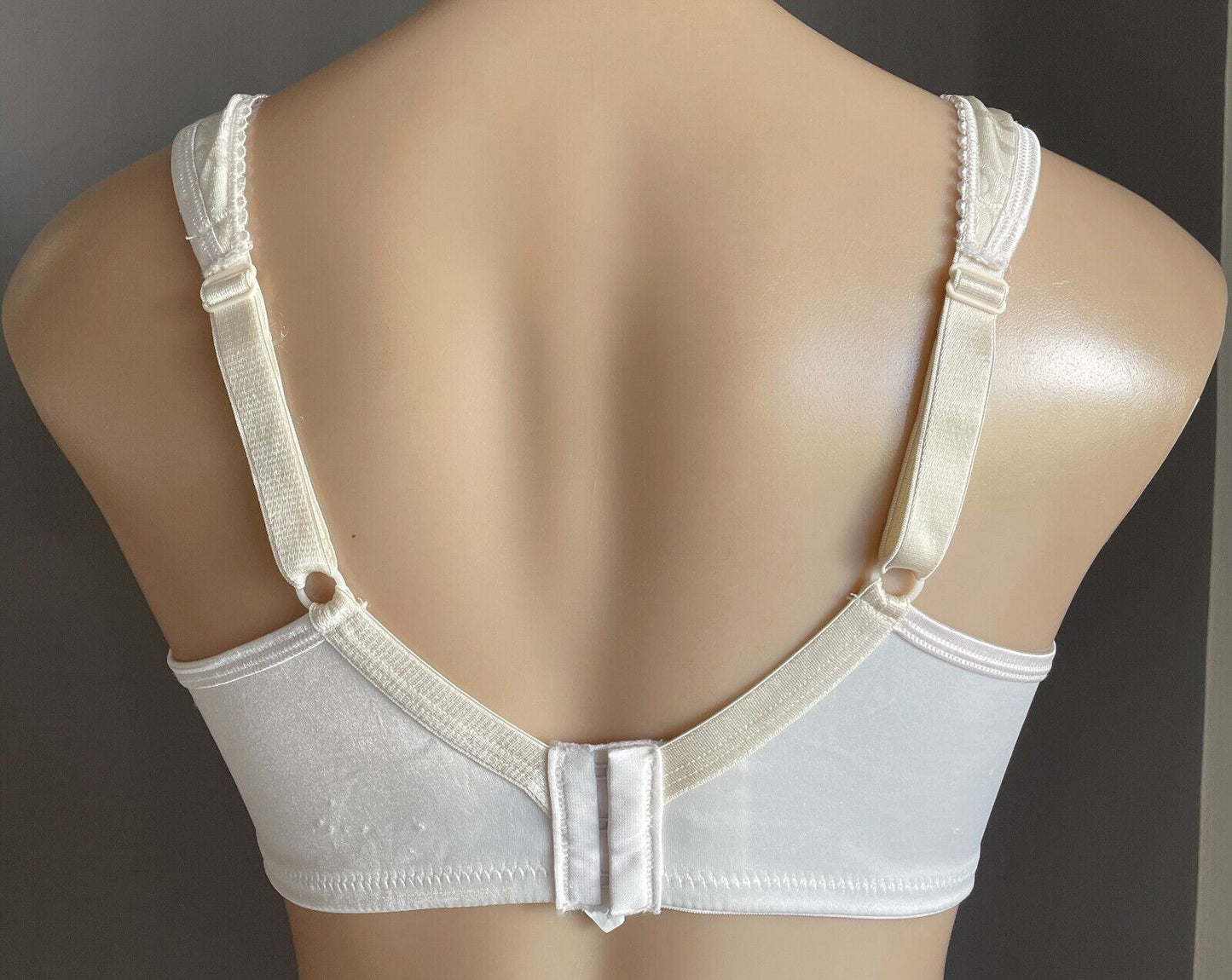 PLAYTEX Bra 14C Wire Free Off White Jacquard Fabric Ultimate Lift & Support 14 C