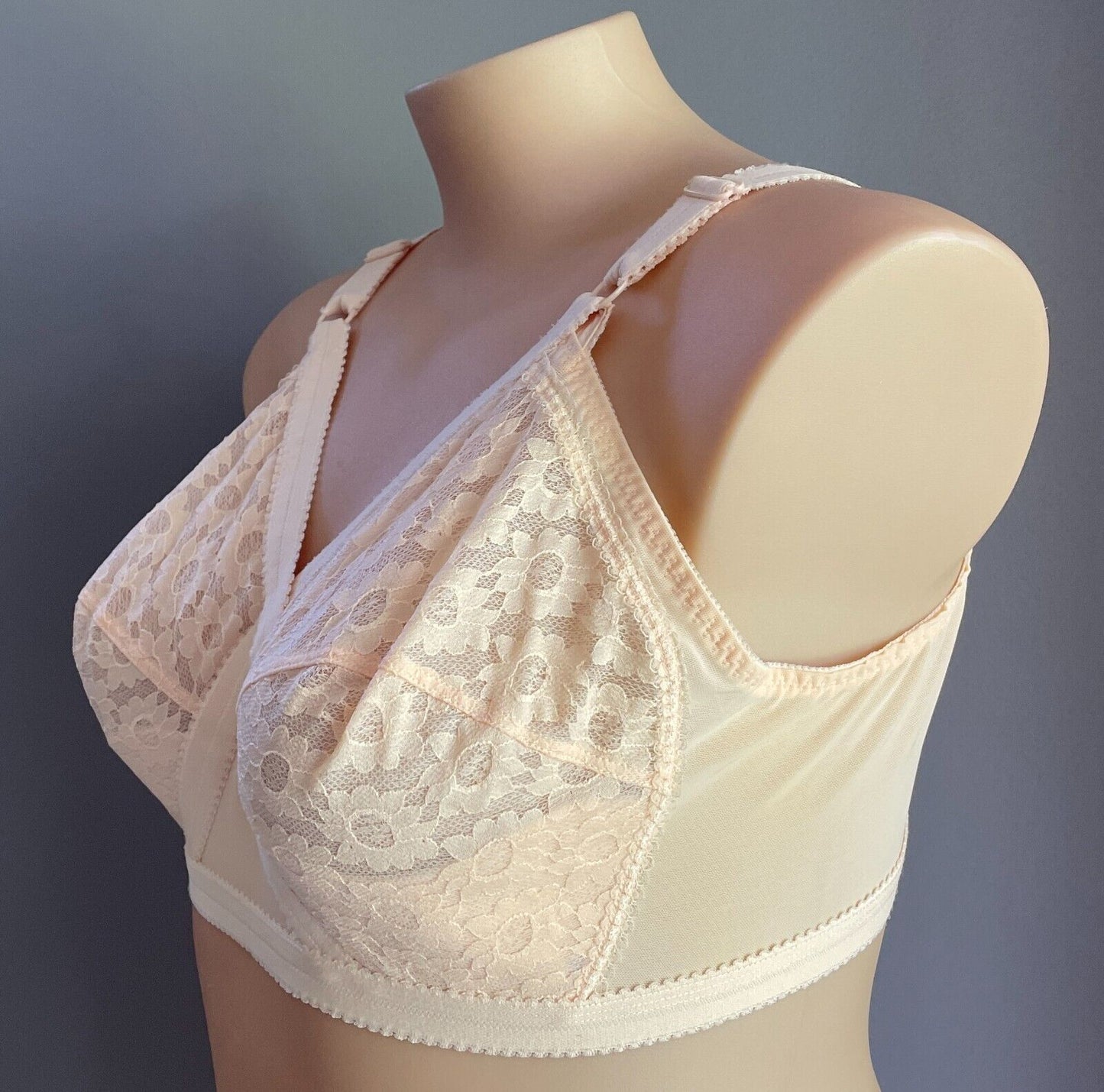 Bra 24C PLAYTEX Cross Your Heart Wirefree Beige Floral Lace P10152 Y1001H 24 C