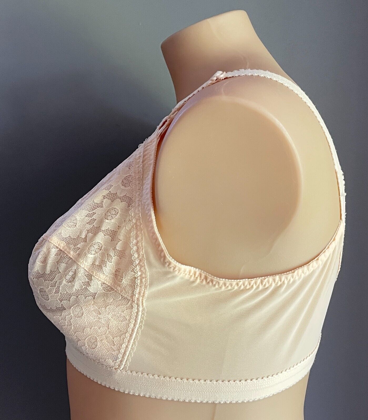 Bra 24C PLAYTEX Cross Your Heart Wirefree Beige Floral Lace P10152 Y1001H 24 C